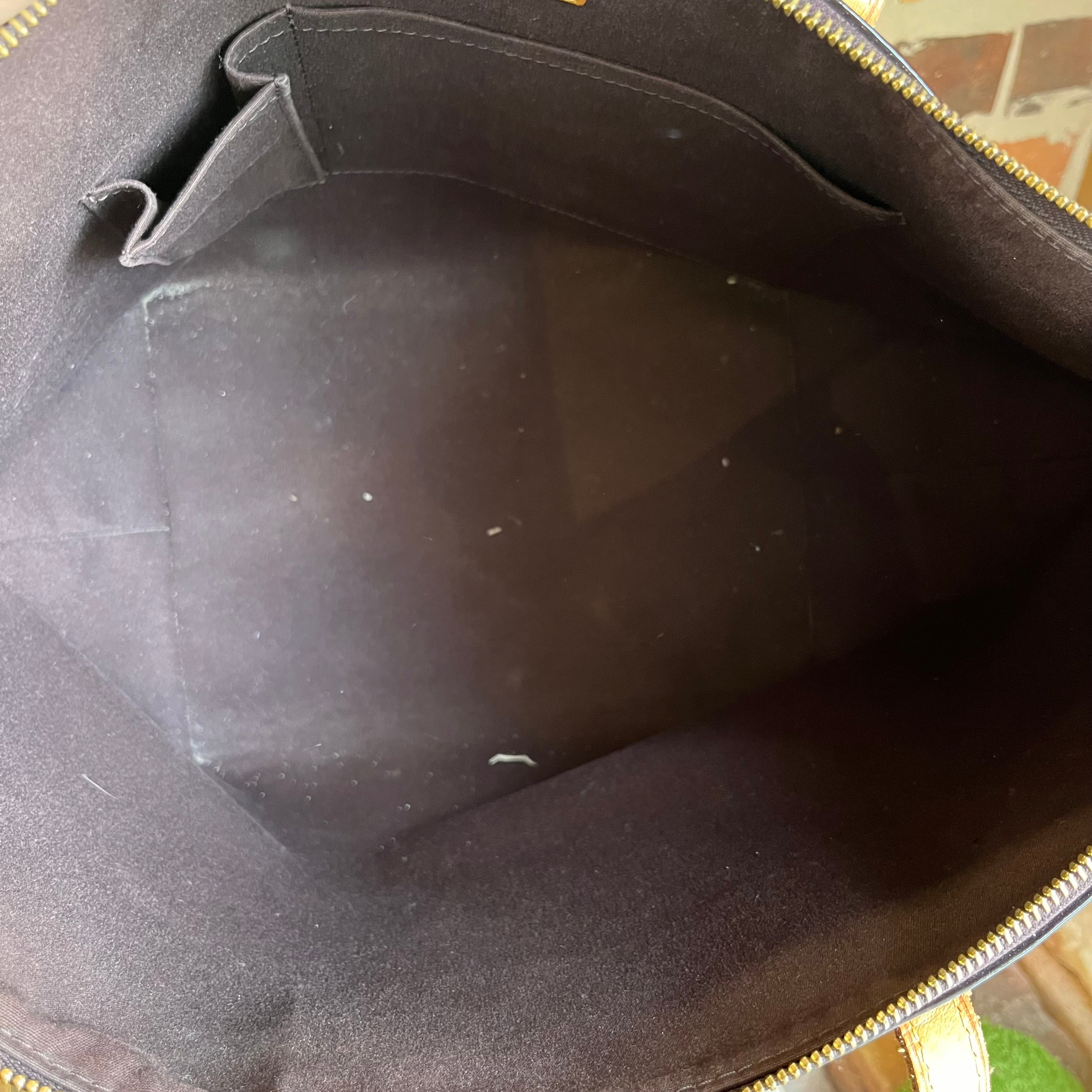 LOUIS VUITTON Bellevue GM Amarante Vernis Monogram Tote Bag