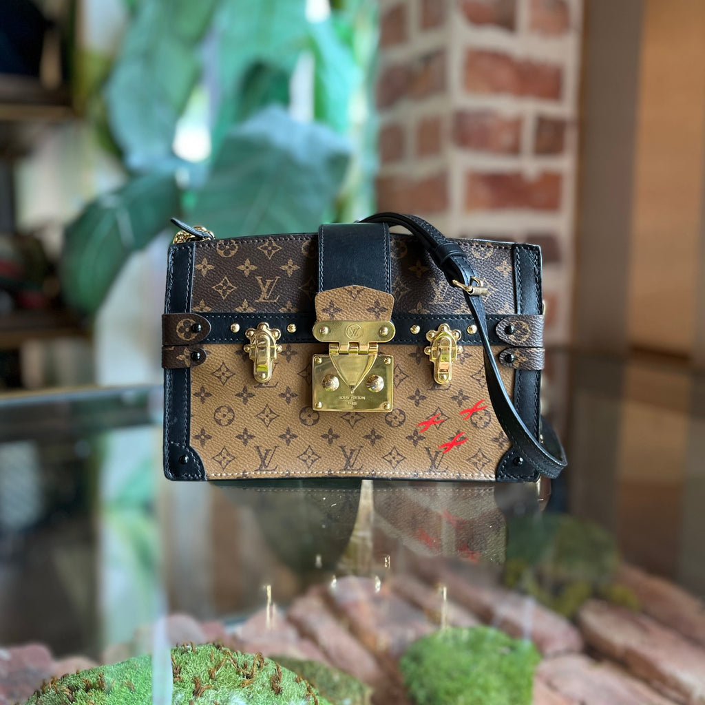 LOUIS VUITTON Trunk Clutch Reverse Monogram Canvas Clutch