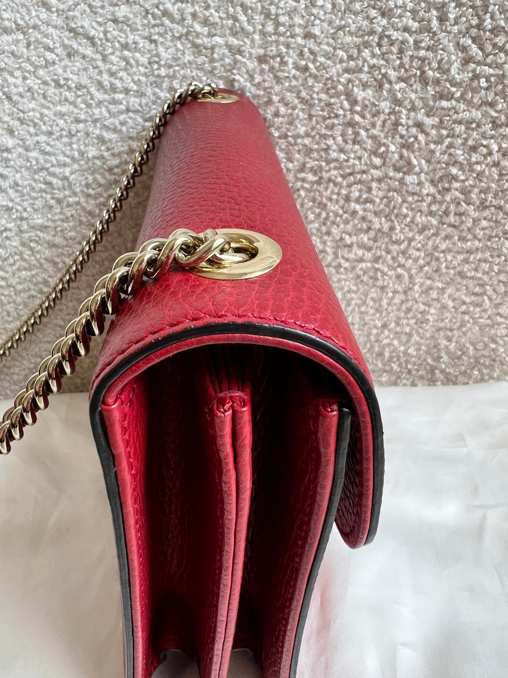 Gucci Interlocking GG Red Small Shoulder Bag