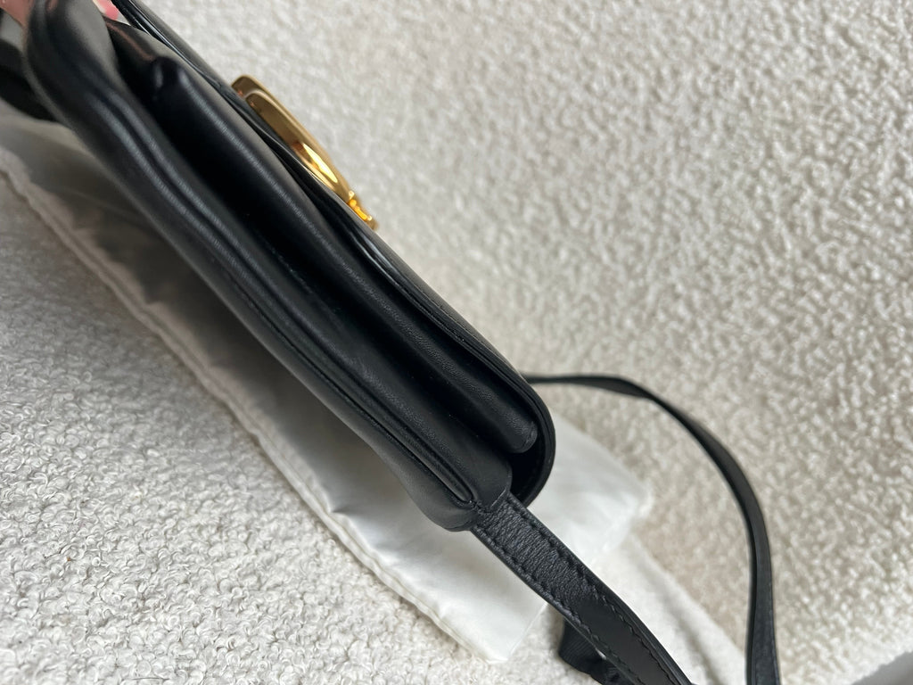 Gucci Black Small Arli Shoulder Bag