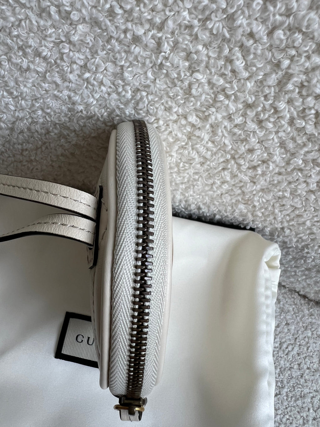 Gucci White GG Marmont Coin Pouch on Strap (RRP £395)