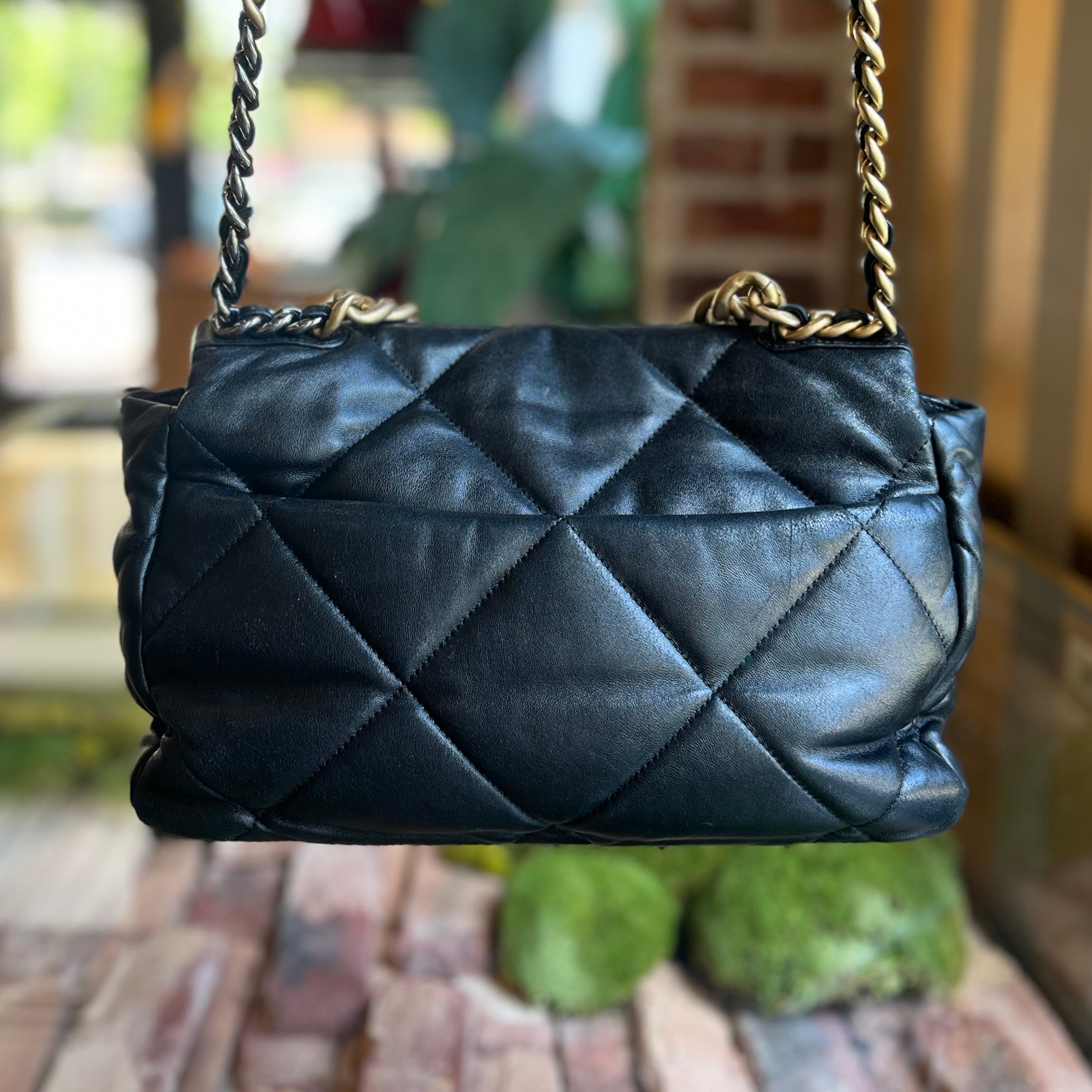 CHANEL 19 Medium Black Quilted Goatskin Shoulder Bag