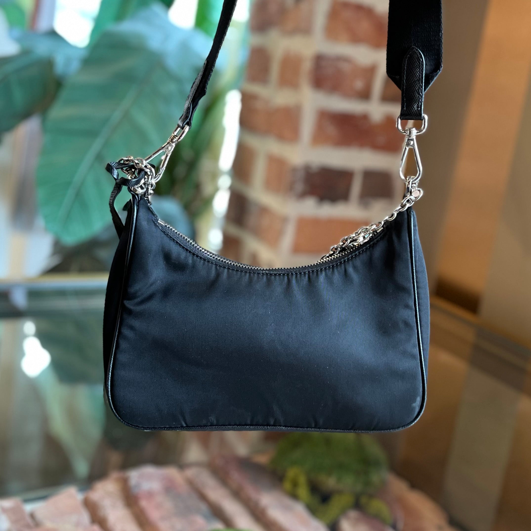 PRADA Re-Edition 2005 Black Nylon Crossbody