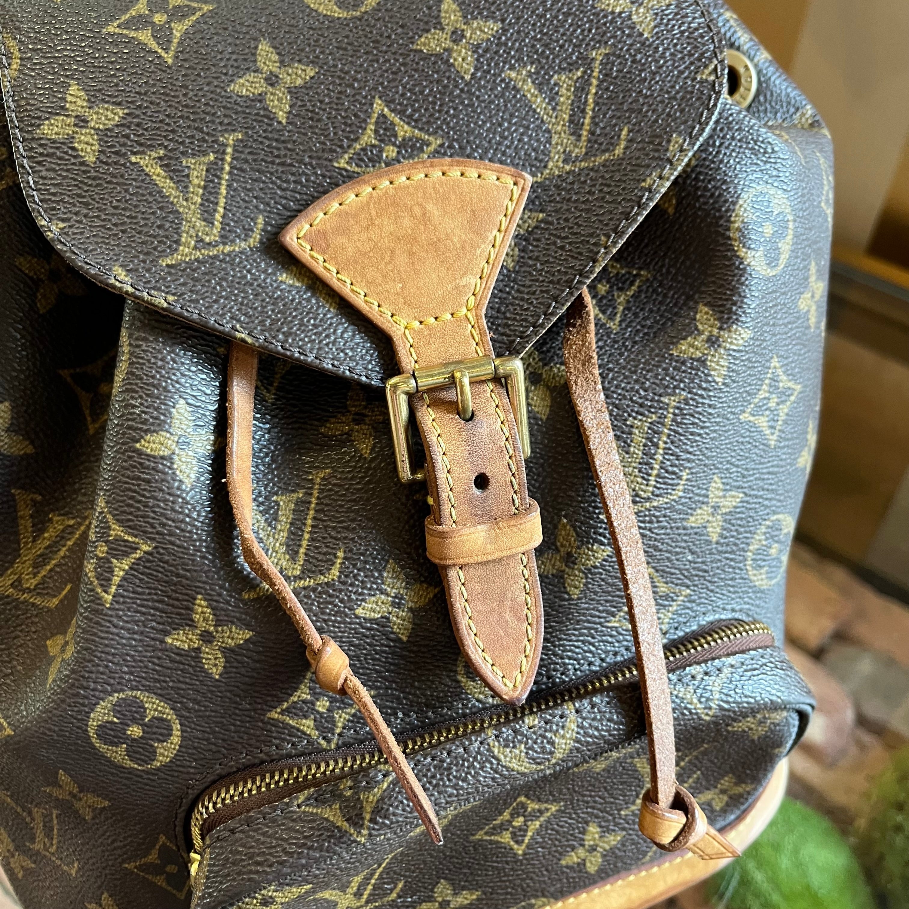 LOUIS VUITTON Montsouris Monogram Canvas Vintage Backpack