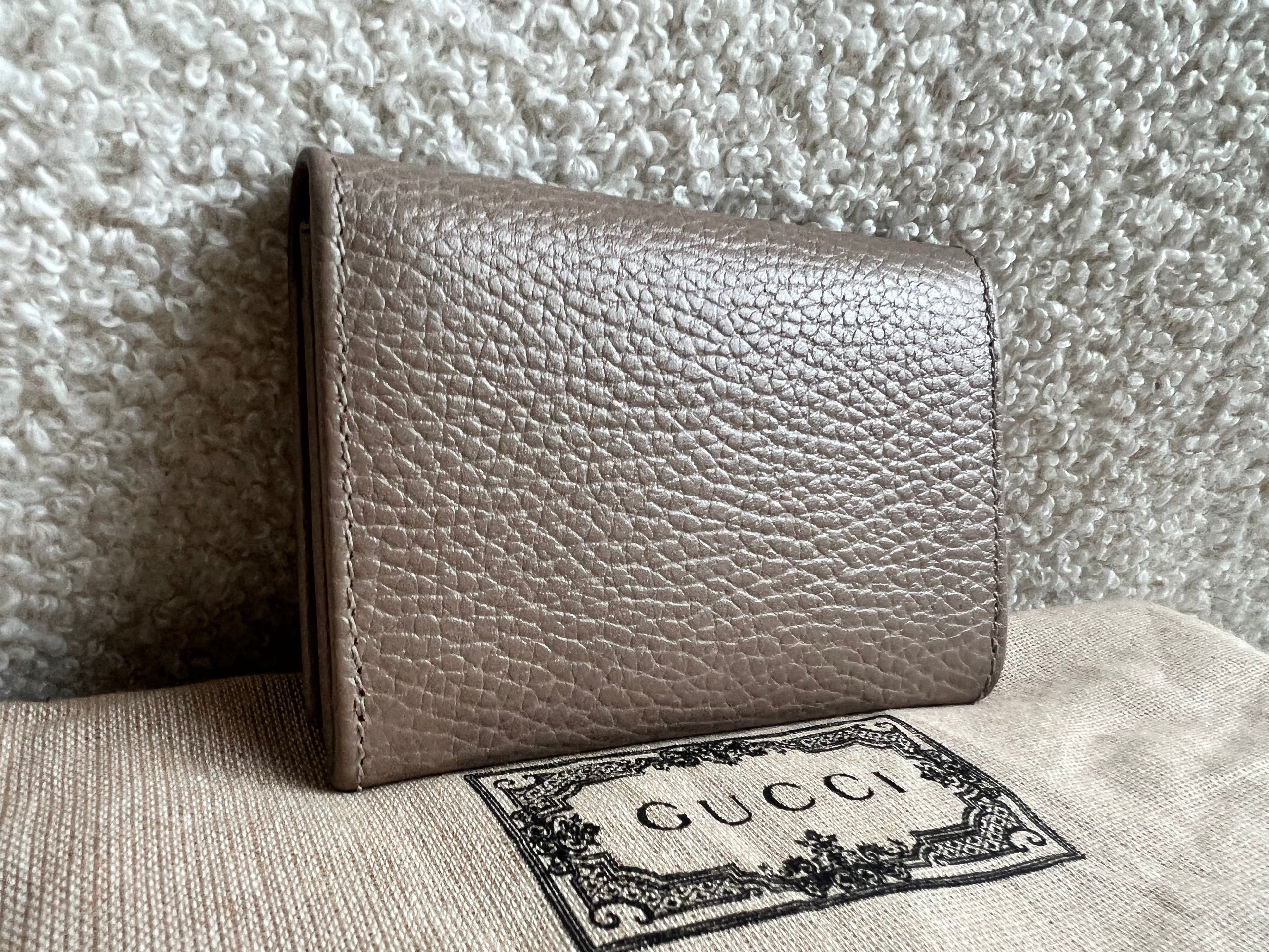 Gucci Beige Marmont Card Holder