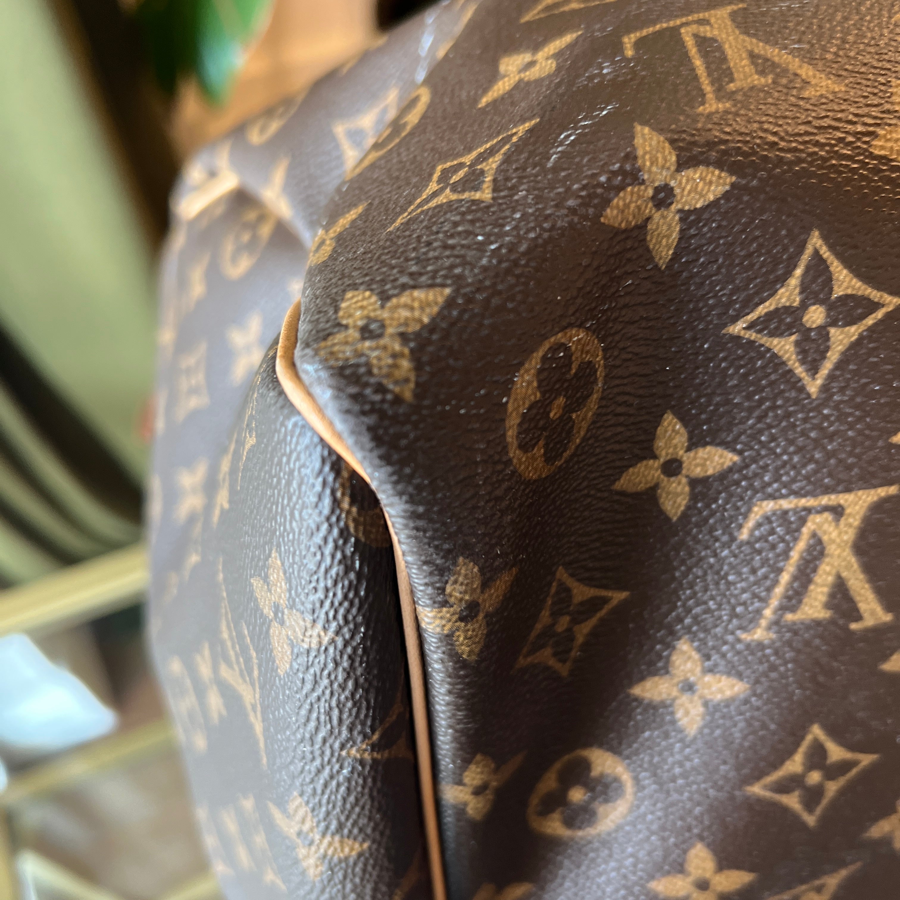 LOUIS VUITTON Monogram Keepall 60