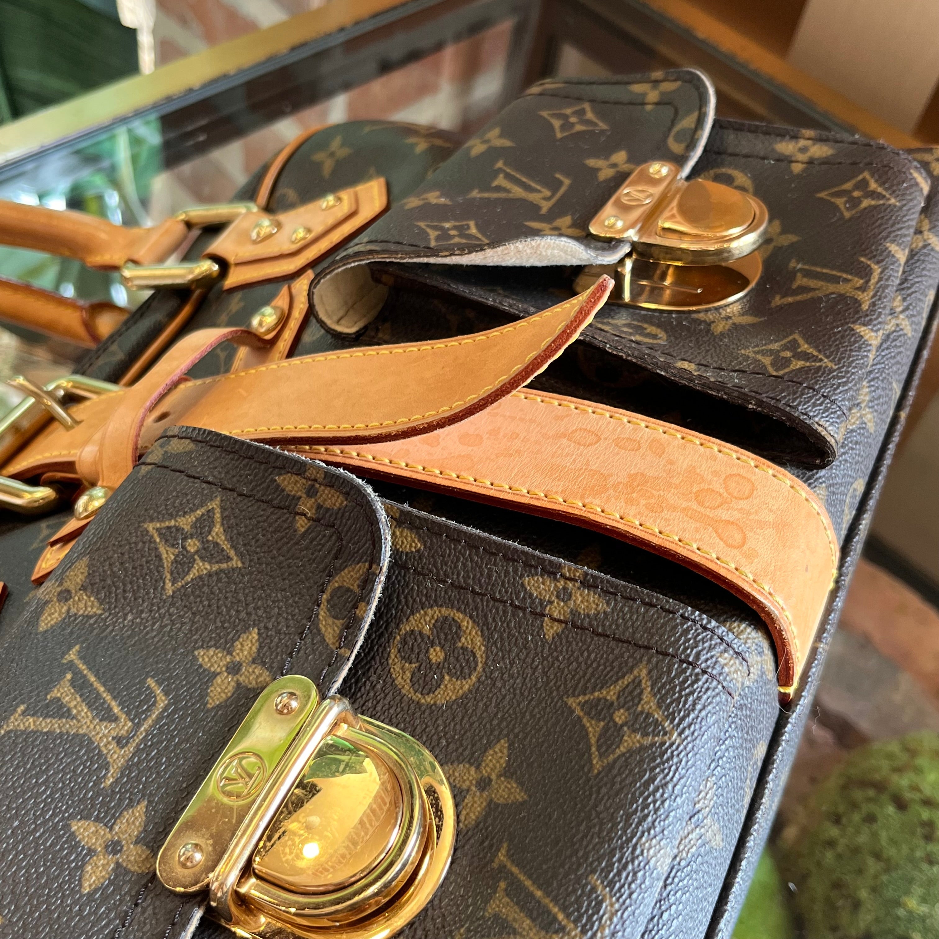 LOUIS VUITTON Manhattan GM Monogram Canvas Satchel Bag