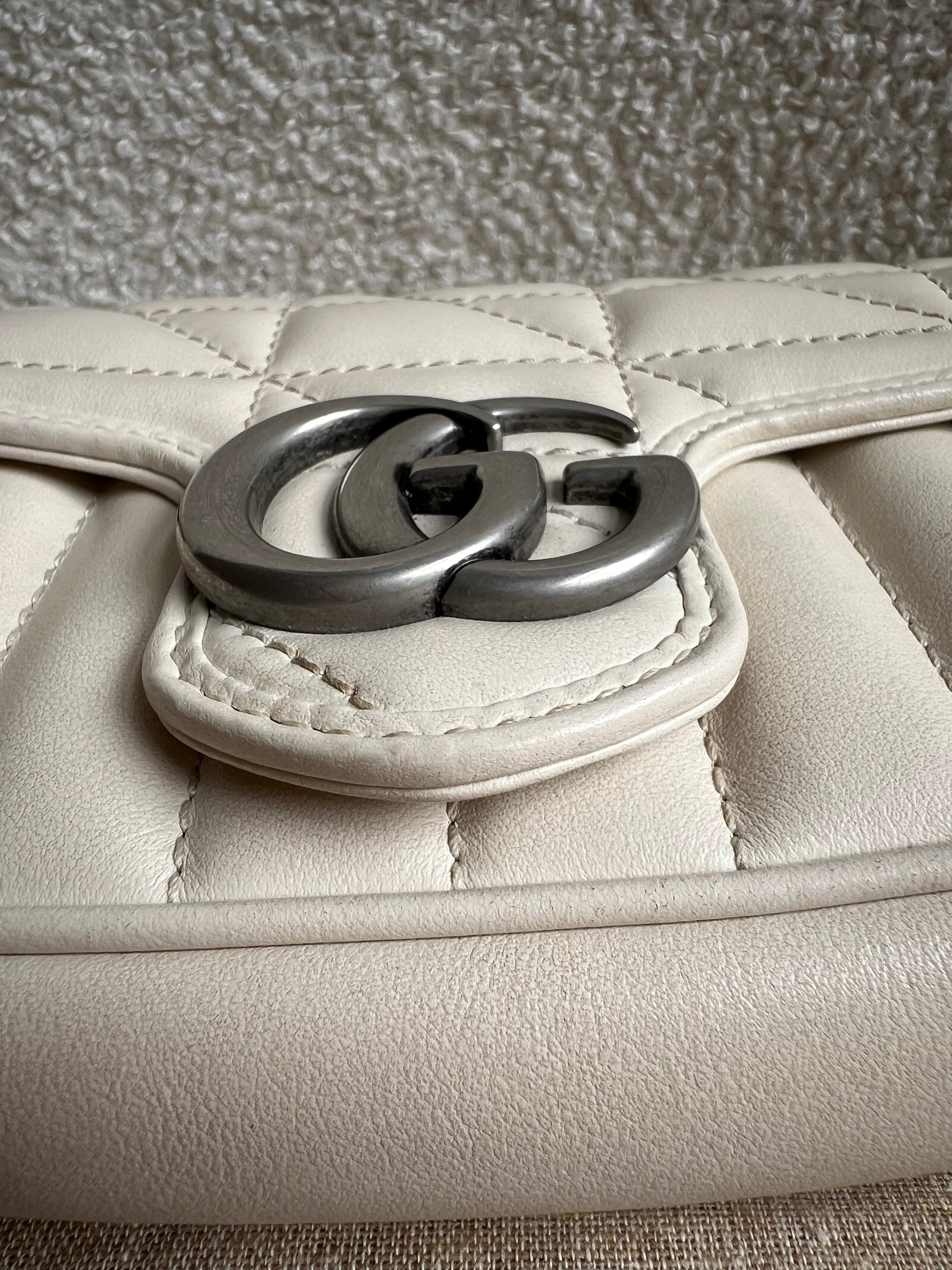 Gucci GG Cream Marmont Super Mini Aria Shoulder Bag (RRP £985)