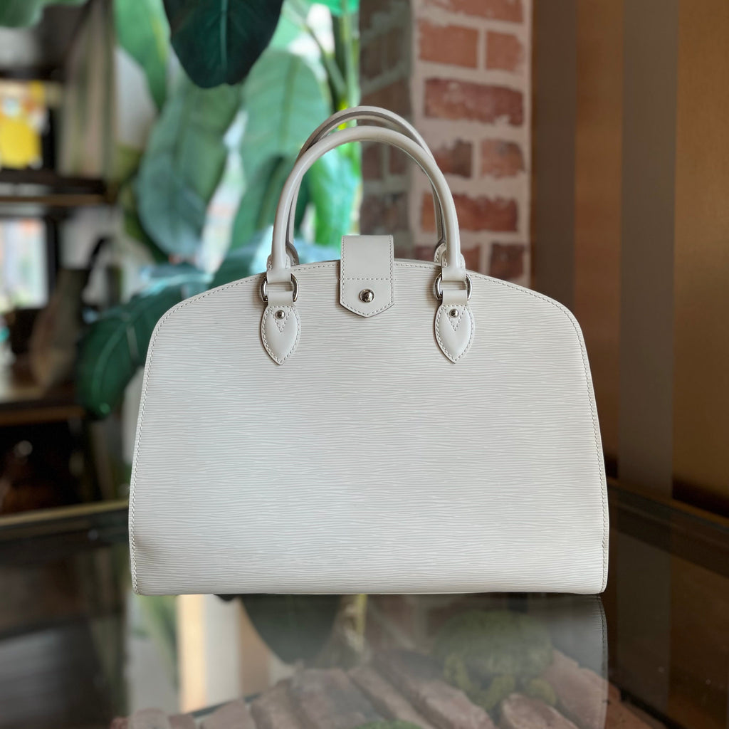 LOUIS VUITTON Pont Neuf White Epi Leather Satchel Bag