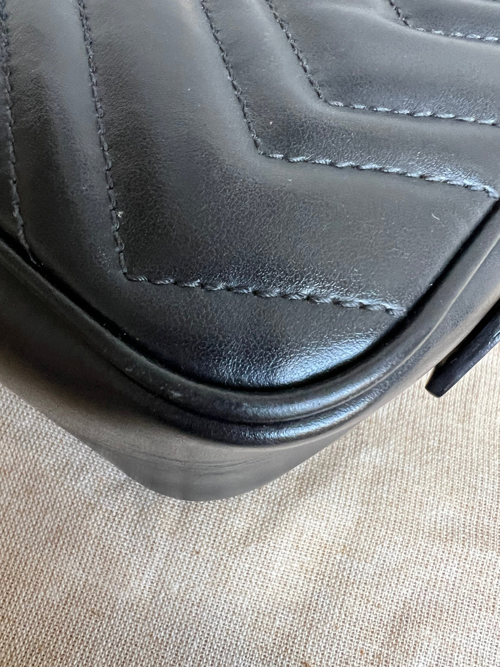 Gucci GG Black Marmont Mini Shoulder Bag (RRP £1,360)