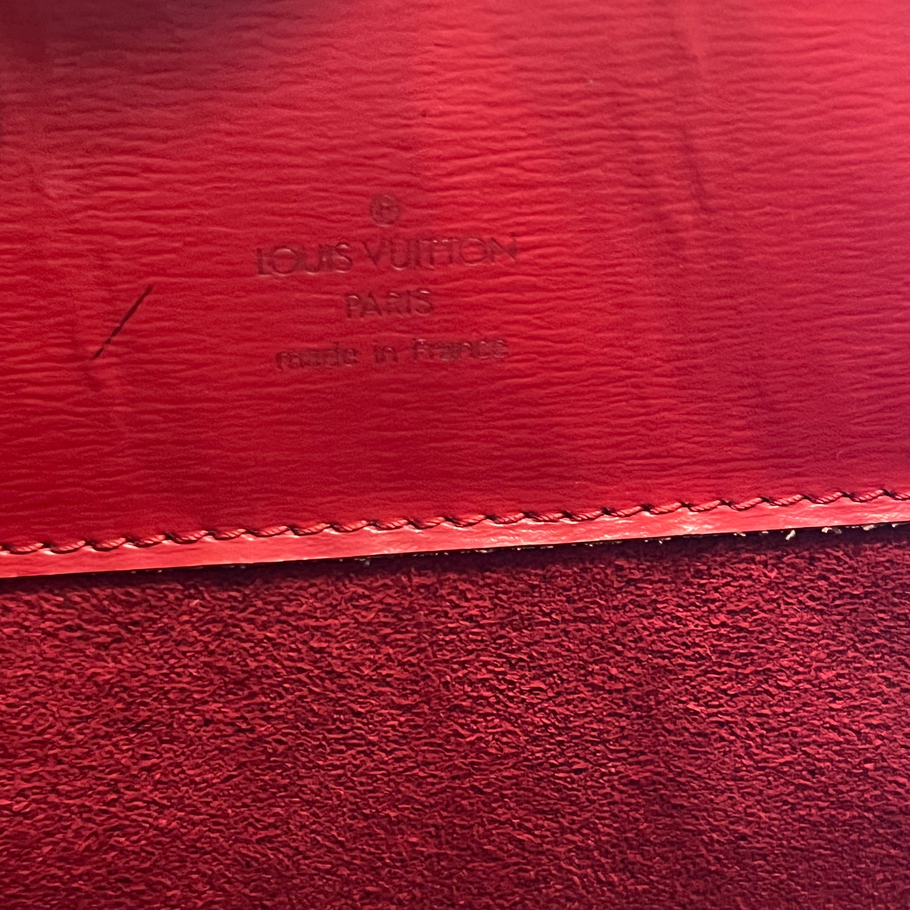 LOUIS VUITTON Cluny Castillan Red Epi Leather Bucket Bag