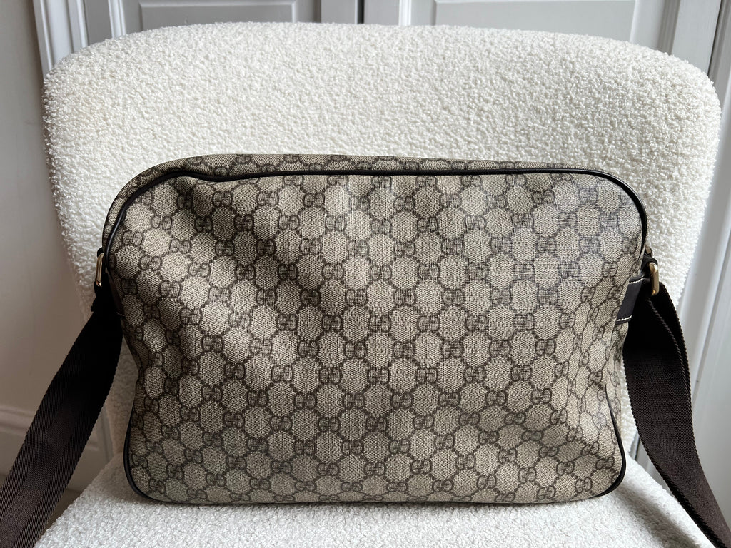 Gucci GG Supreme Canvas Shoulder Bag