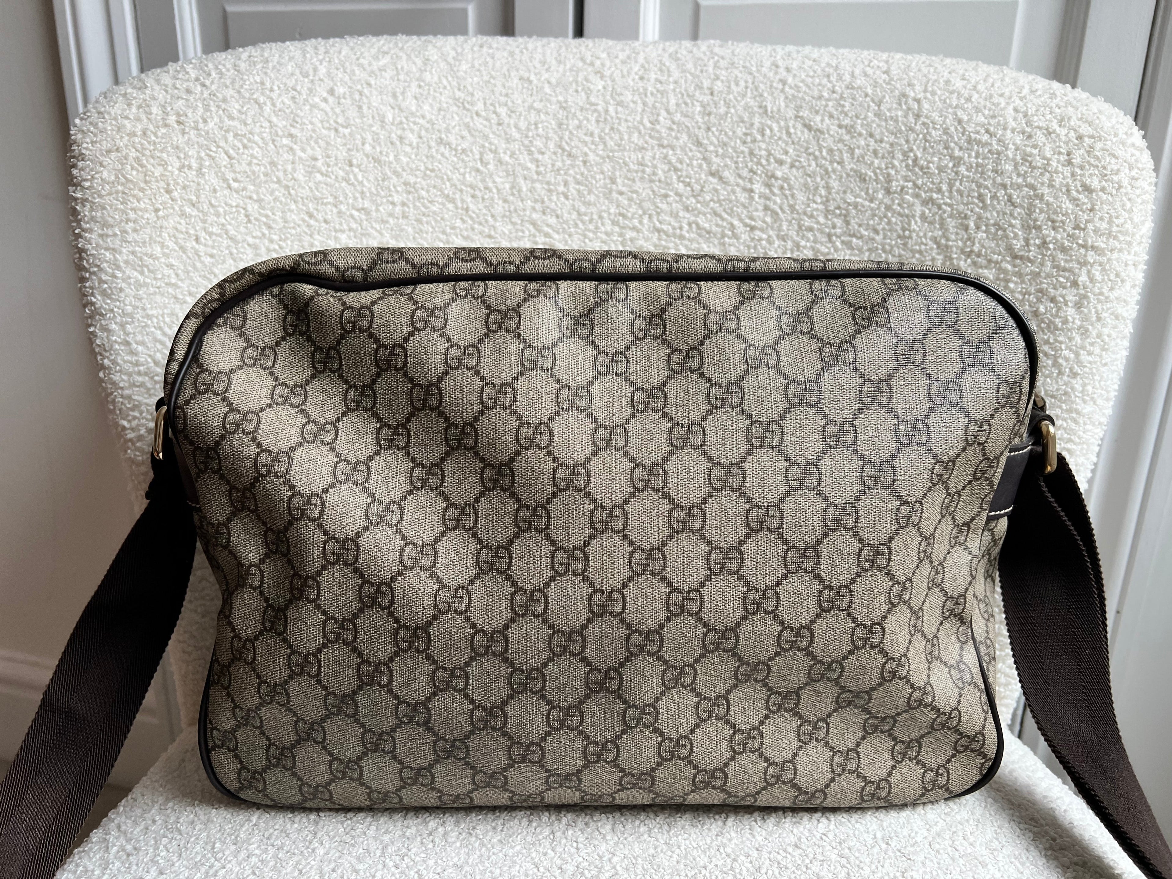 Gucci GG Supreme Canvas Shoulder Bag