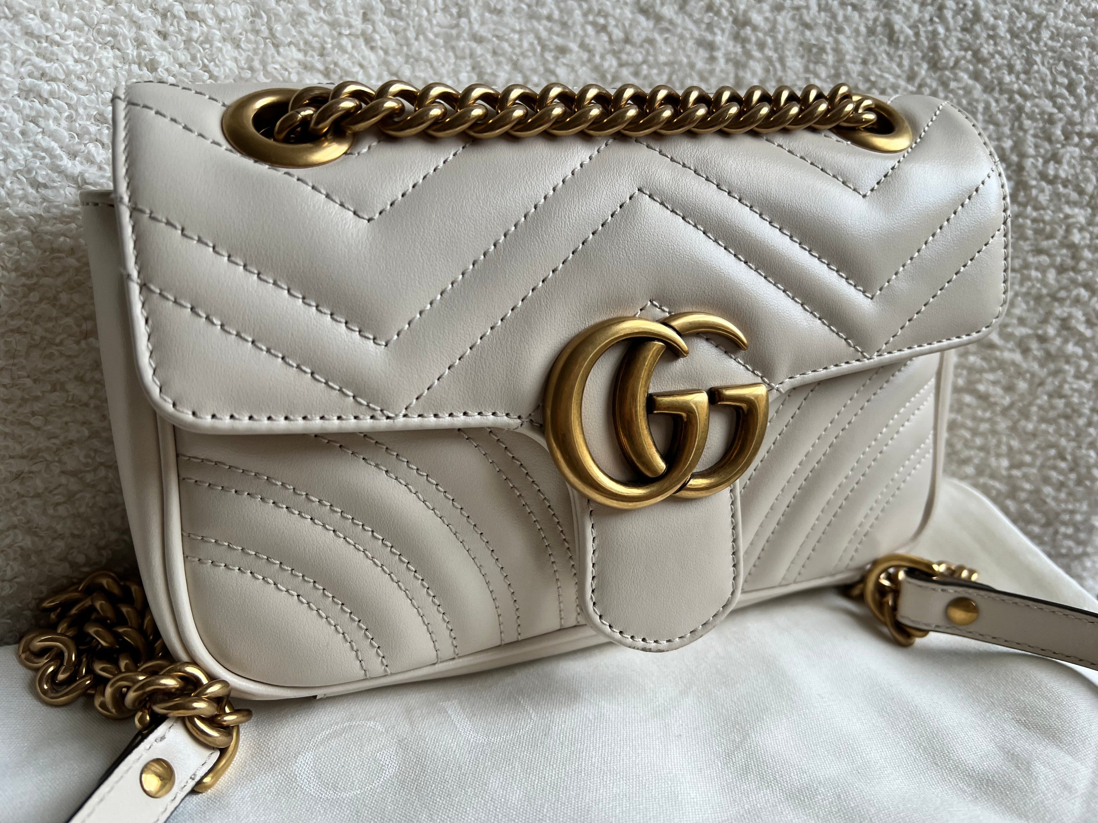 Gucci GG White Marmont Mini Shoulder Bag (RRP £1,890)