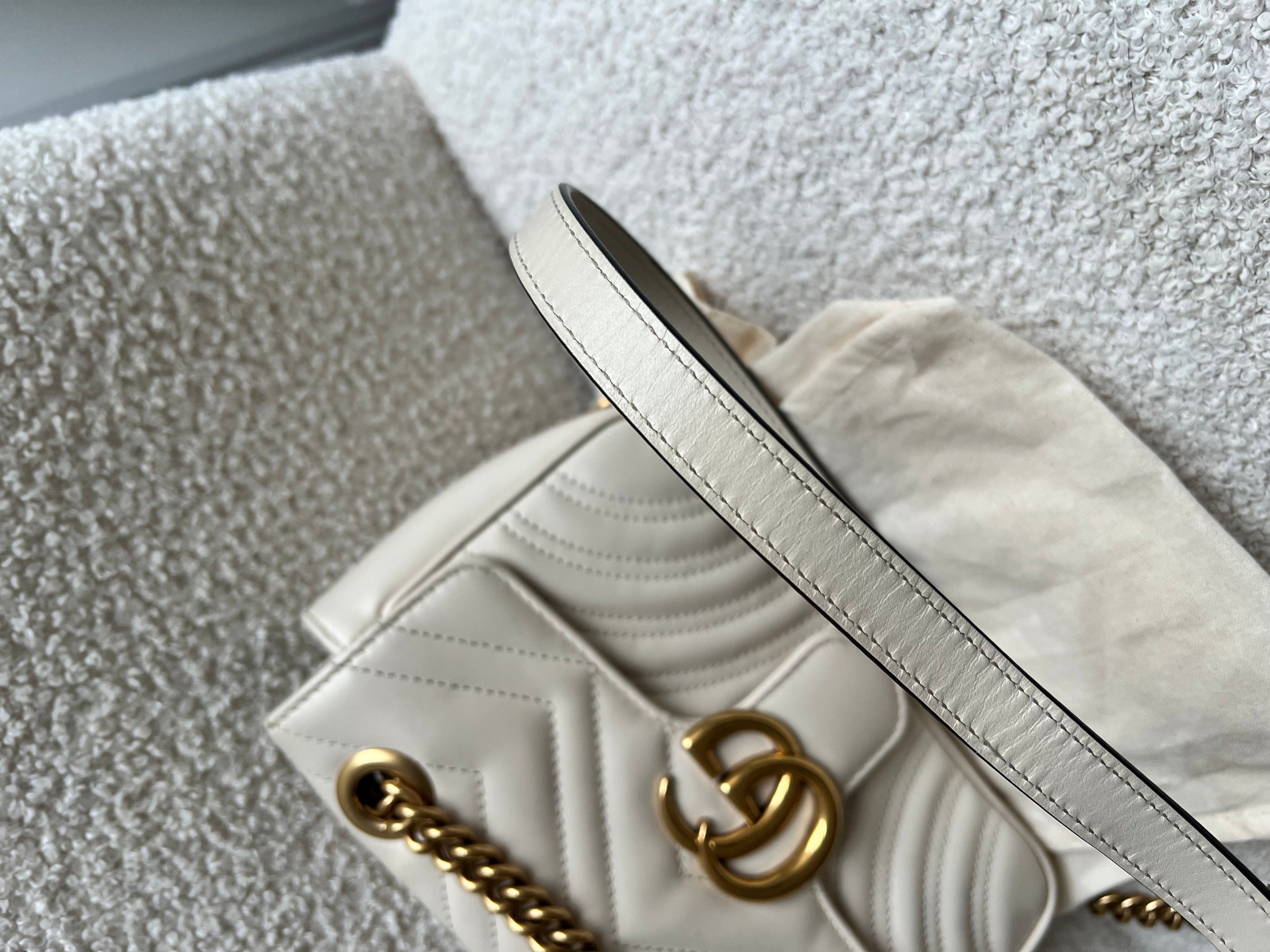 Gucci GG White Marmont Mini Shoulder Bag (RRP £1,890)