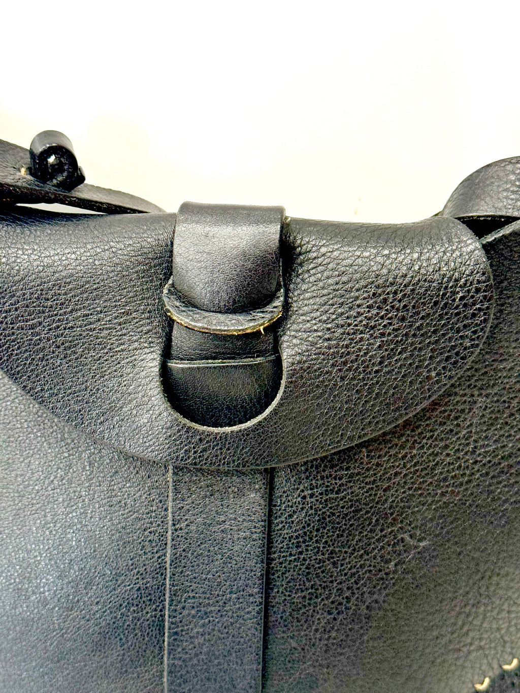FENDI VINTAGE SELLERIA CALFSKIN LEATHER SHOULDER BAG
