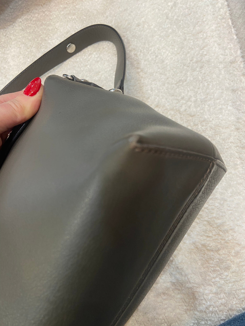 FENDI VITELLO DOLCE CALFSKIN LEATHER BY THE WAY SHOULDER BAG