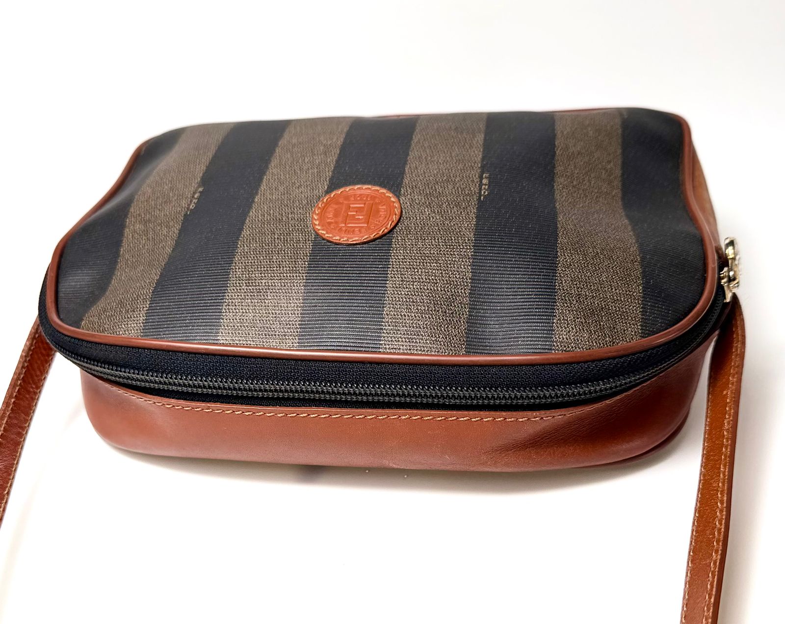 FENDI VINTAGE PEQUIN STRIPED SHOULDER BAG
