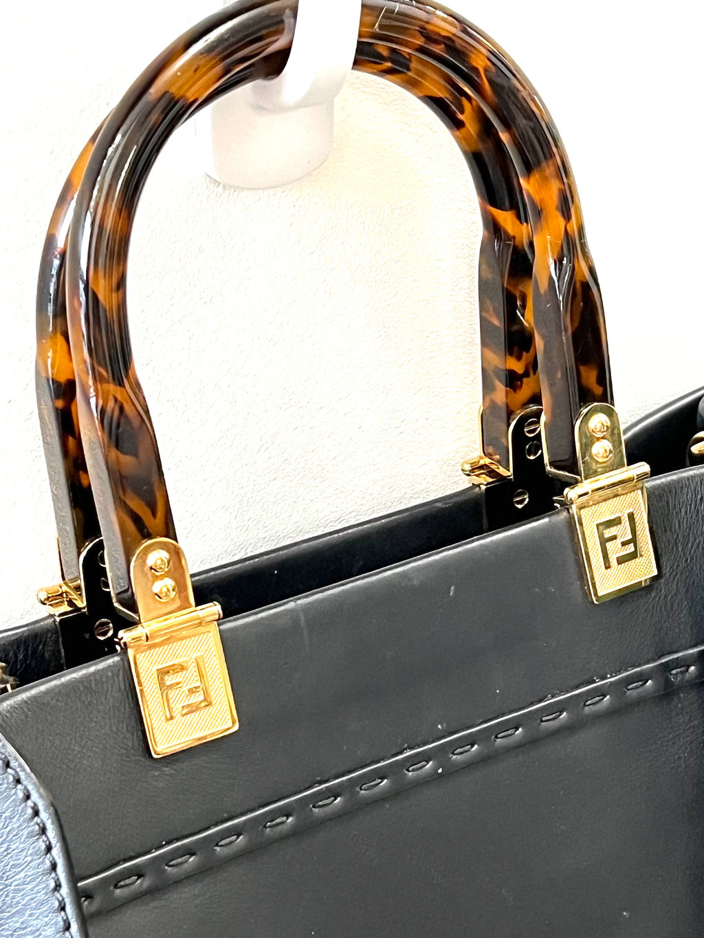 FENDI LEATHER SUNSHINE MEDIUM SHOPPER TOTE BAG