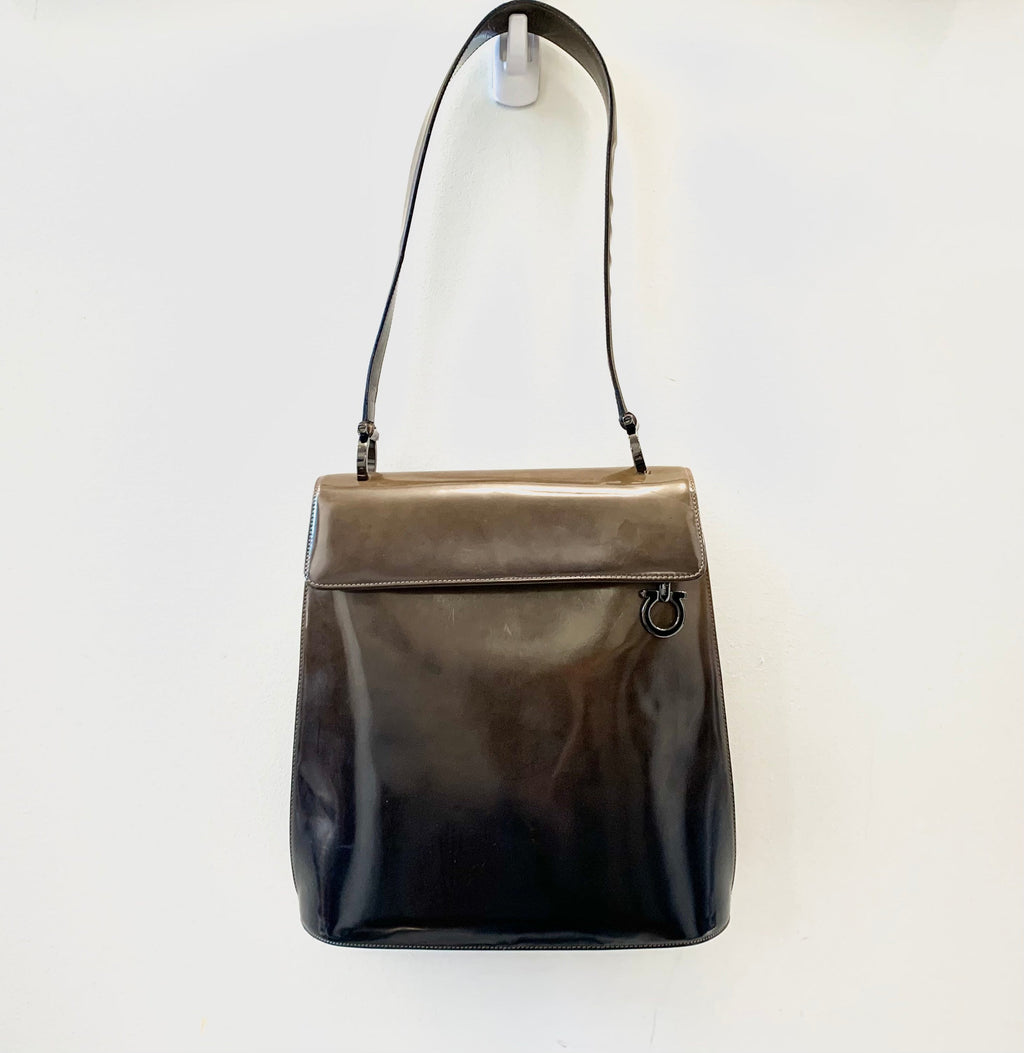 SALVATORE FERRAGAMO GANCINI GRADIENT PATENT LEATHER BAG