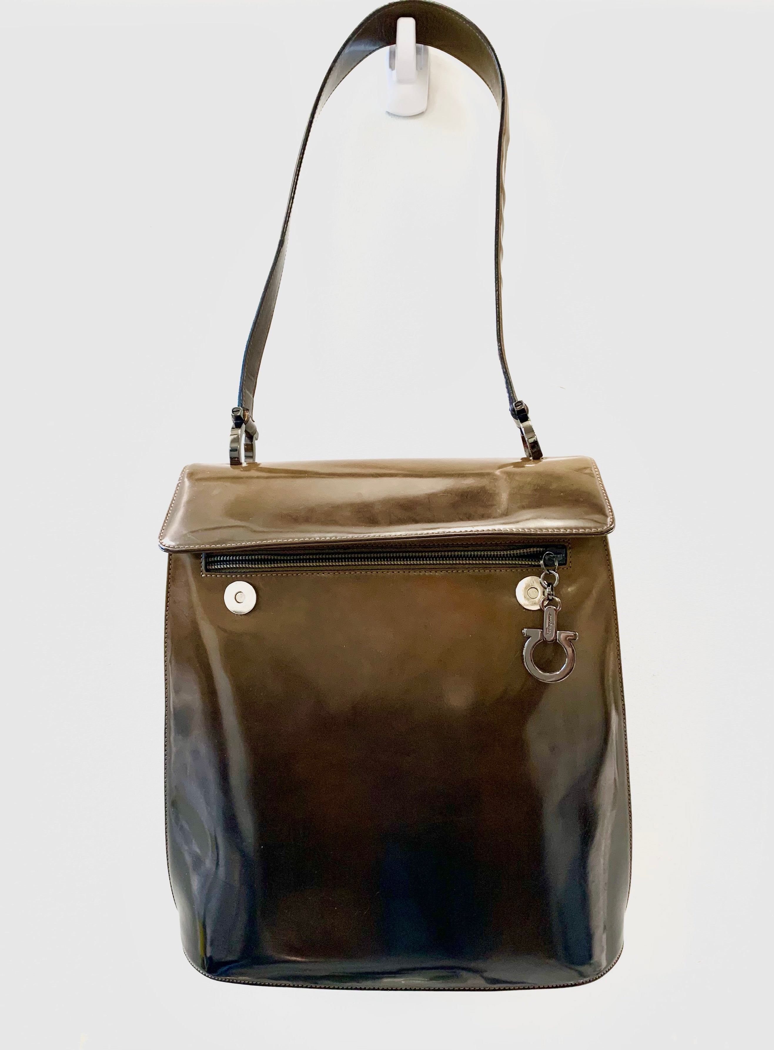 SALVATORE FERRAGAMO GANCINI GRADIENT PATENT LEATHER BAG