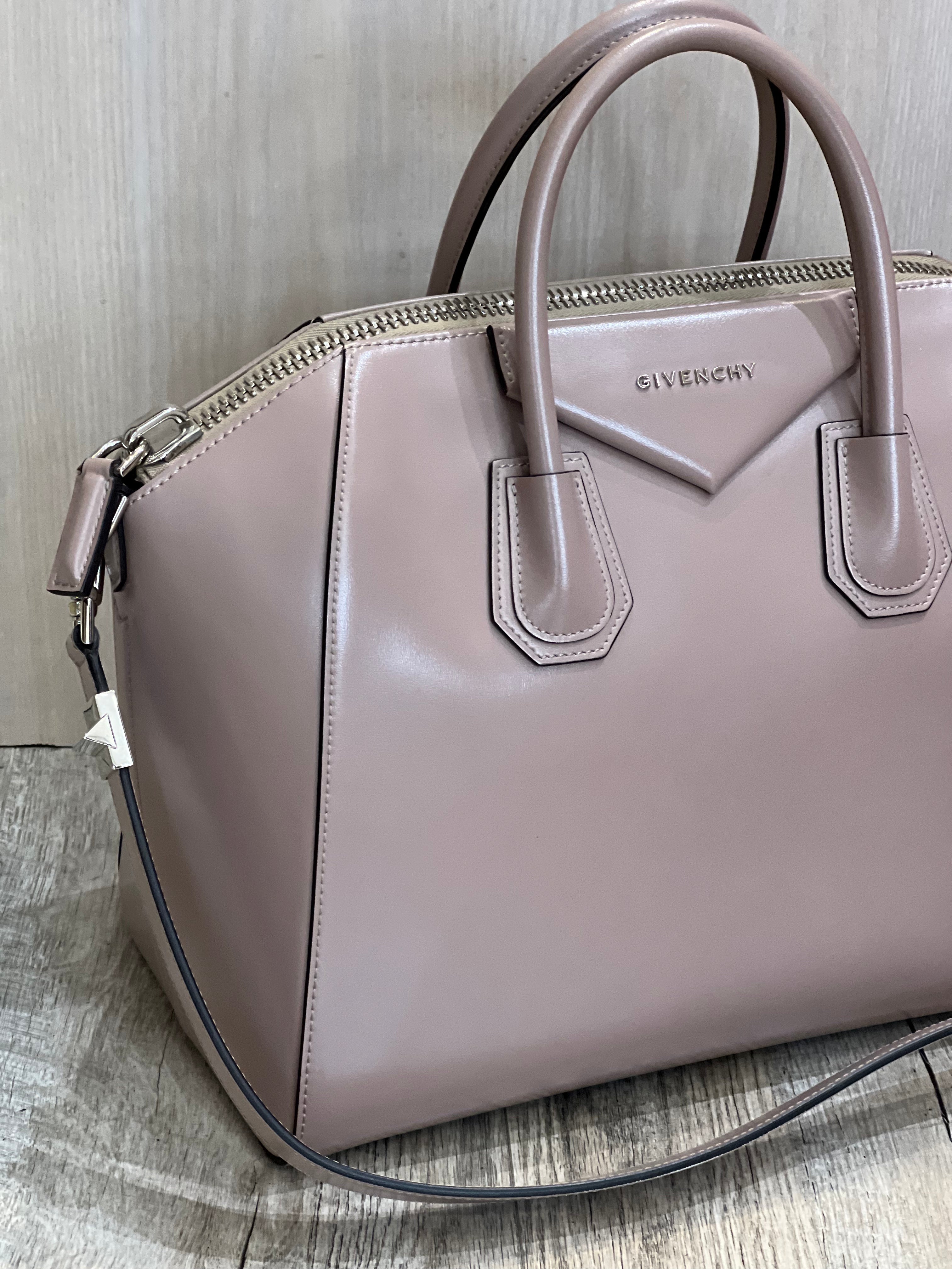 GIVENCHY ANTIGONA LARGE SATCHEL