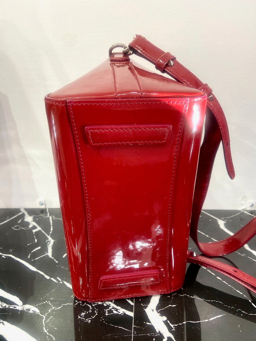 GIVENCHY SMALL ANTIGONA PATENT LEATHER SATCHEL BAG