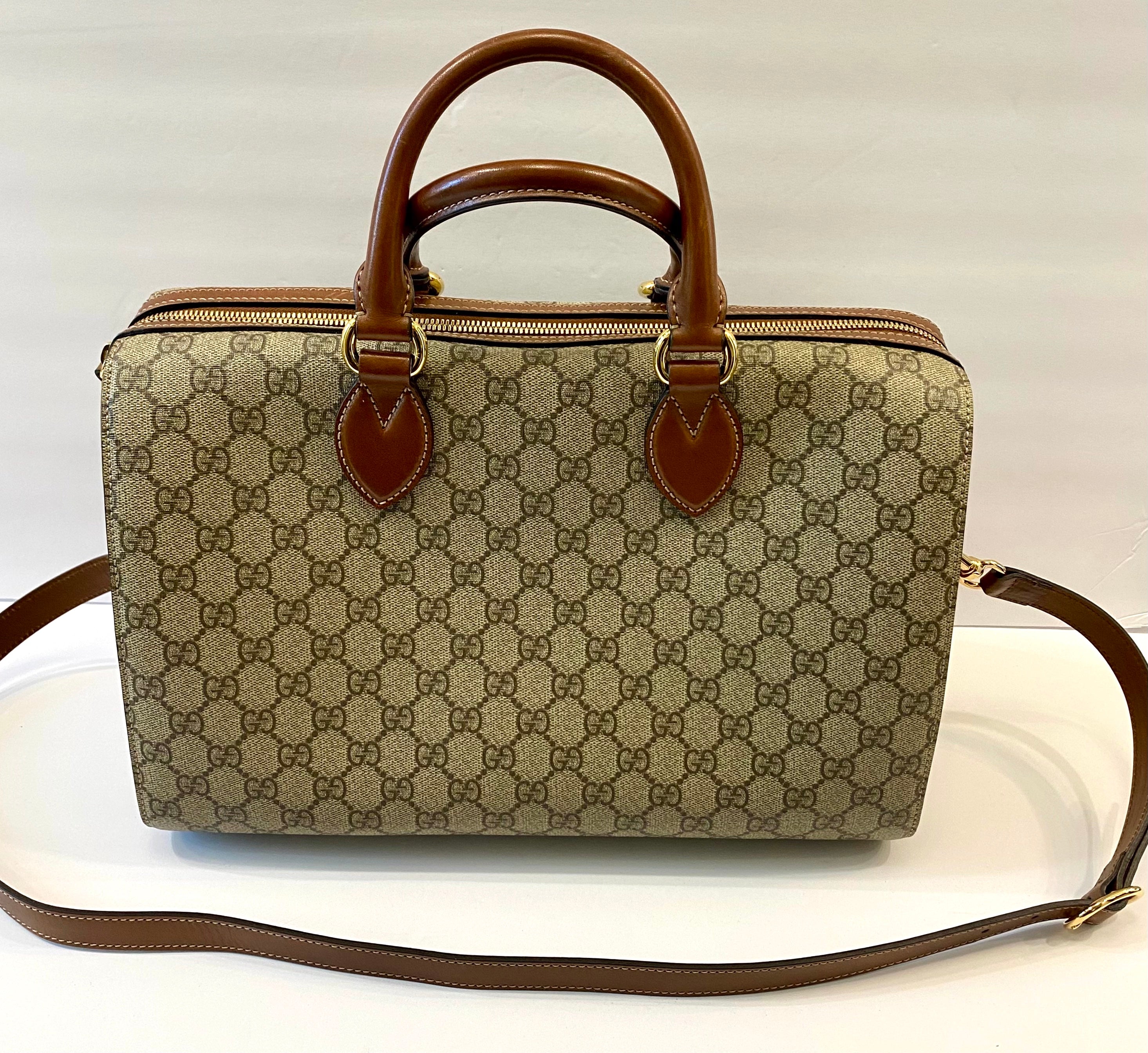 GUCCI GG SUPREME CANVAS BOSTON HANDBAG