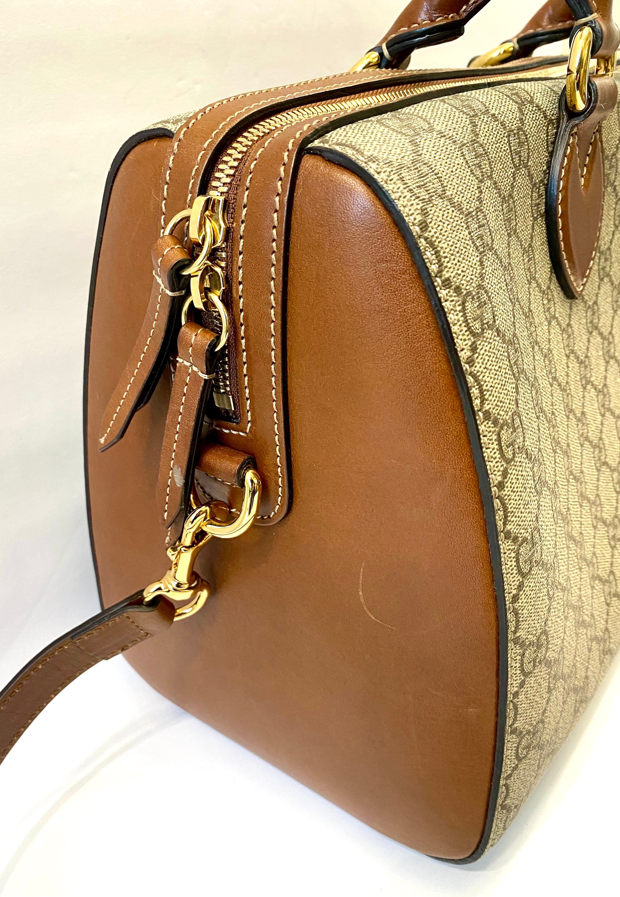 GUCCI GG SUPREME CANVAS BOSTON HANDBAG