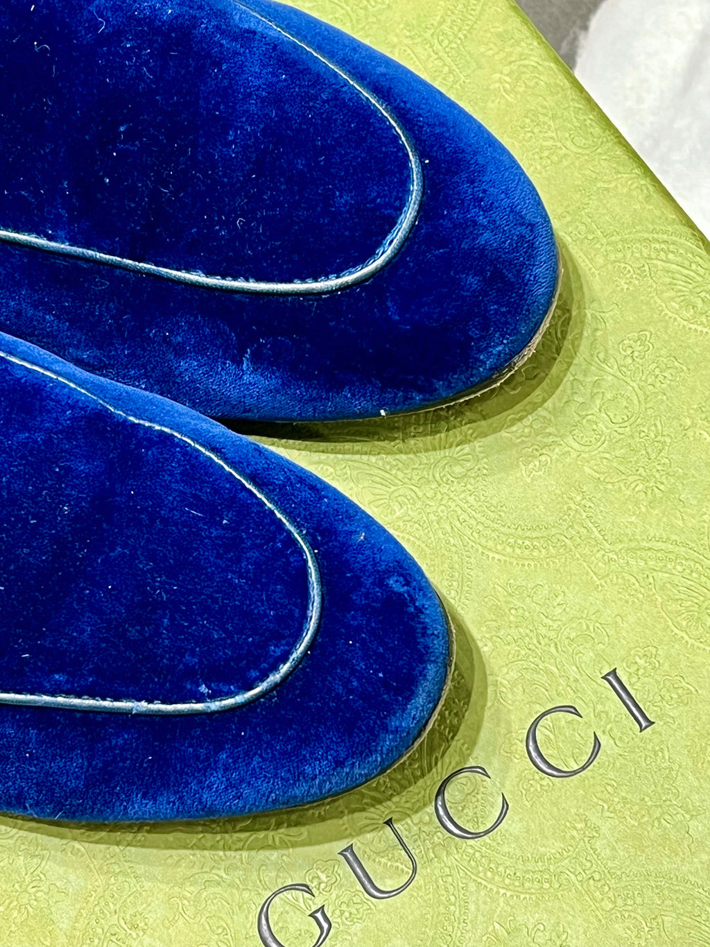 GUCCI BLUE VELVET & FUR PRINCETOWN MULES