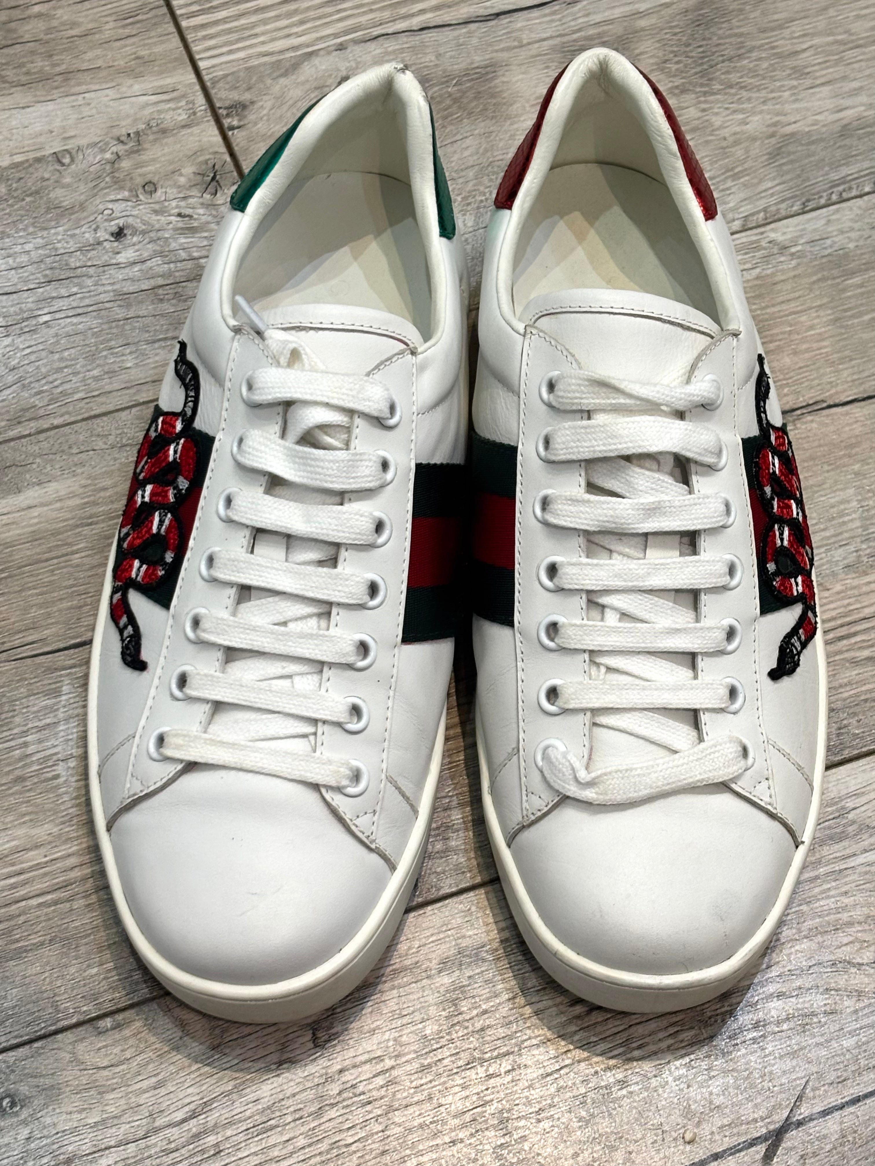 GUCCI ACE KING SNAKE EMBROIDERED CALFSKIN SNEAKERS