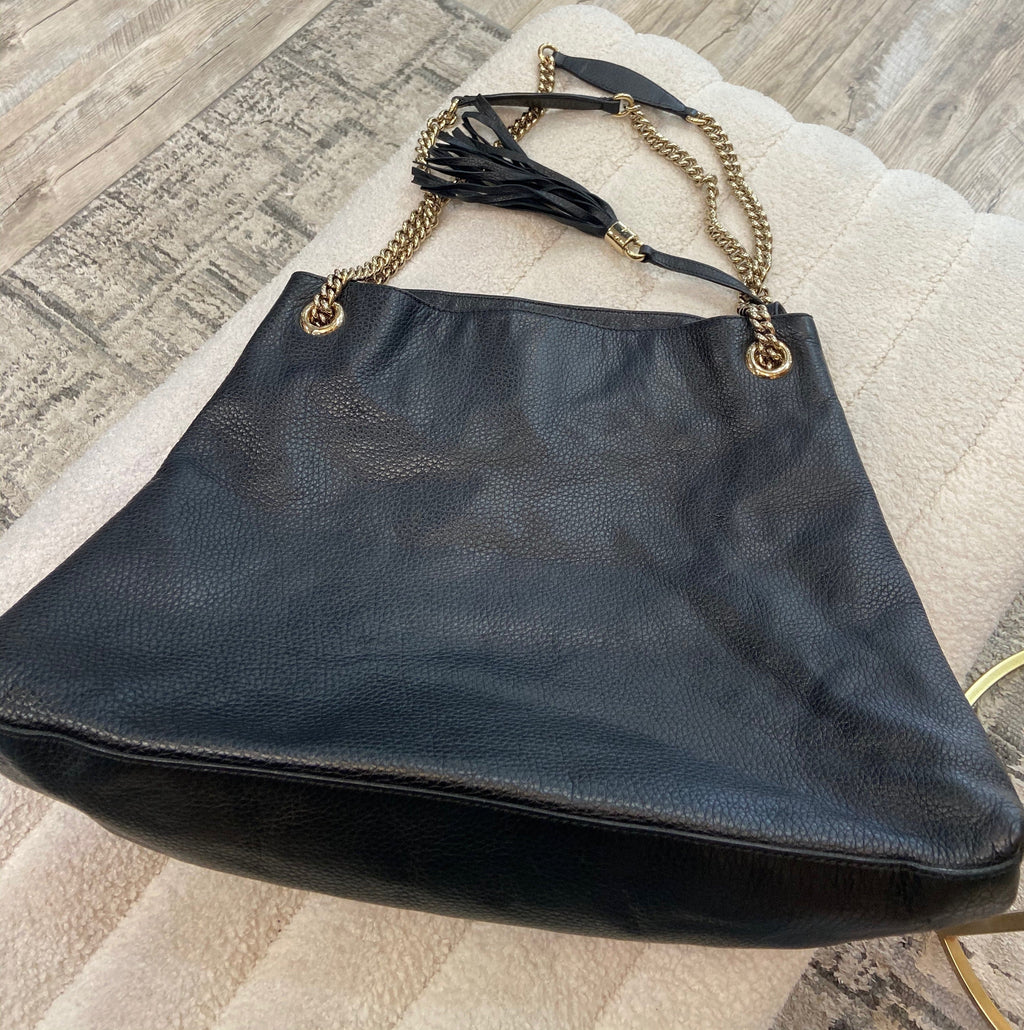 GUCCI GRAINED LEATHER LARGE SOHO CHAIN BAG