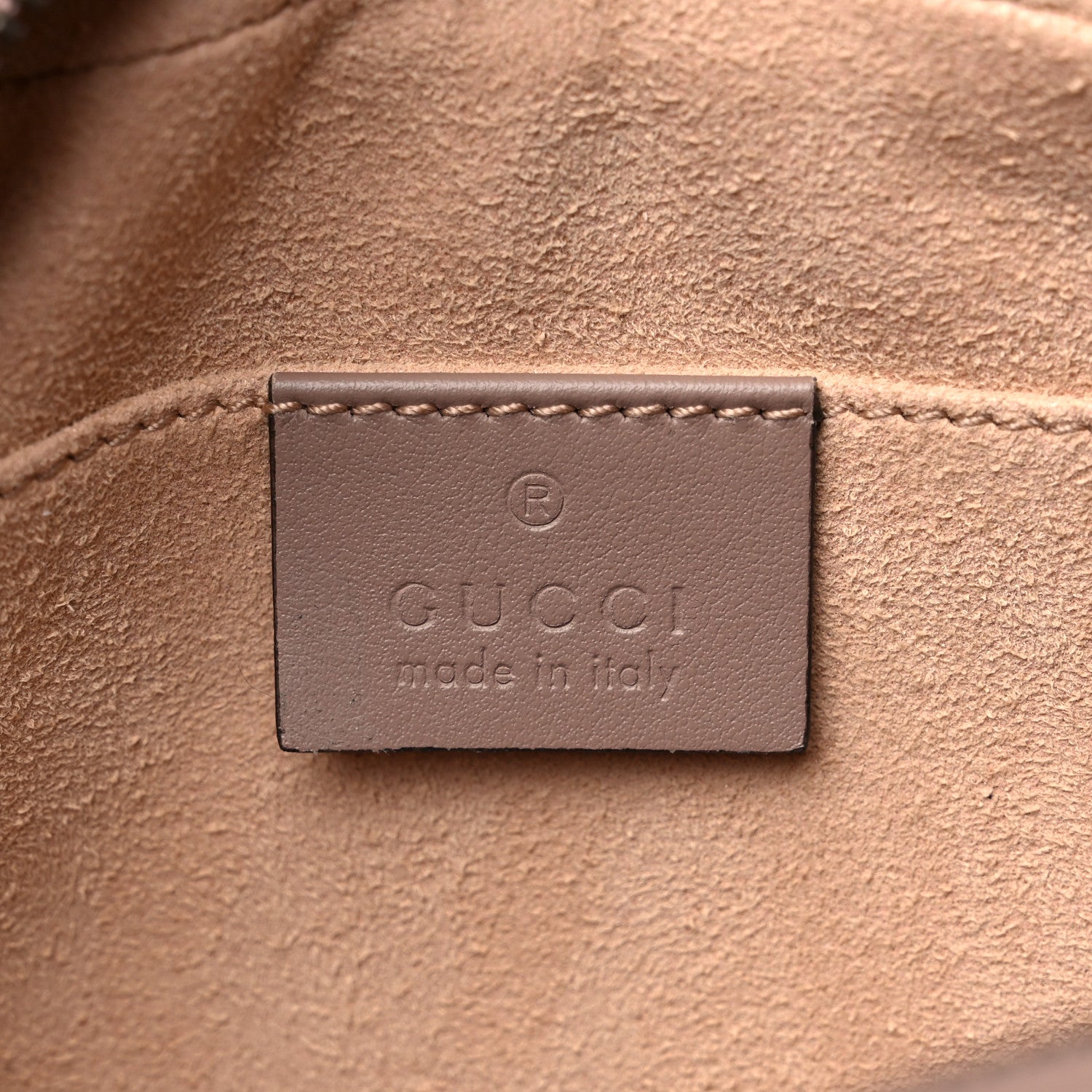 GUCCI GG MARMONT MATELASSE CALFSKIN SMALL CHAIN SHOULDER BAG