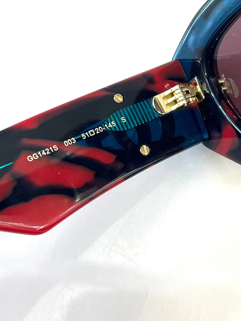 GUCCI CAT EYE SUNGLASSES