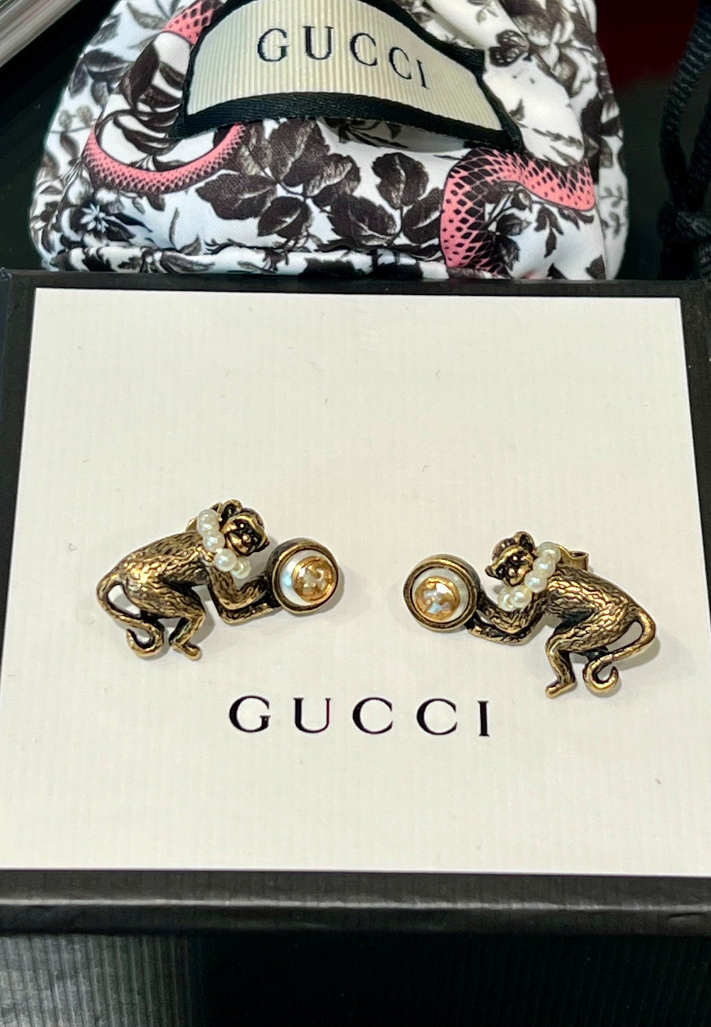 GUCCI FAUX PEARL MONKEY STUD EARRINGS