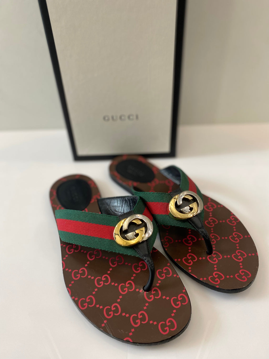 GUCCI GG THONG WEB THONG SANDALS