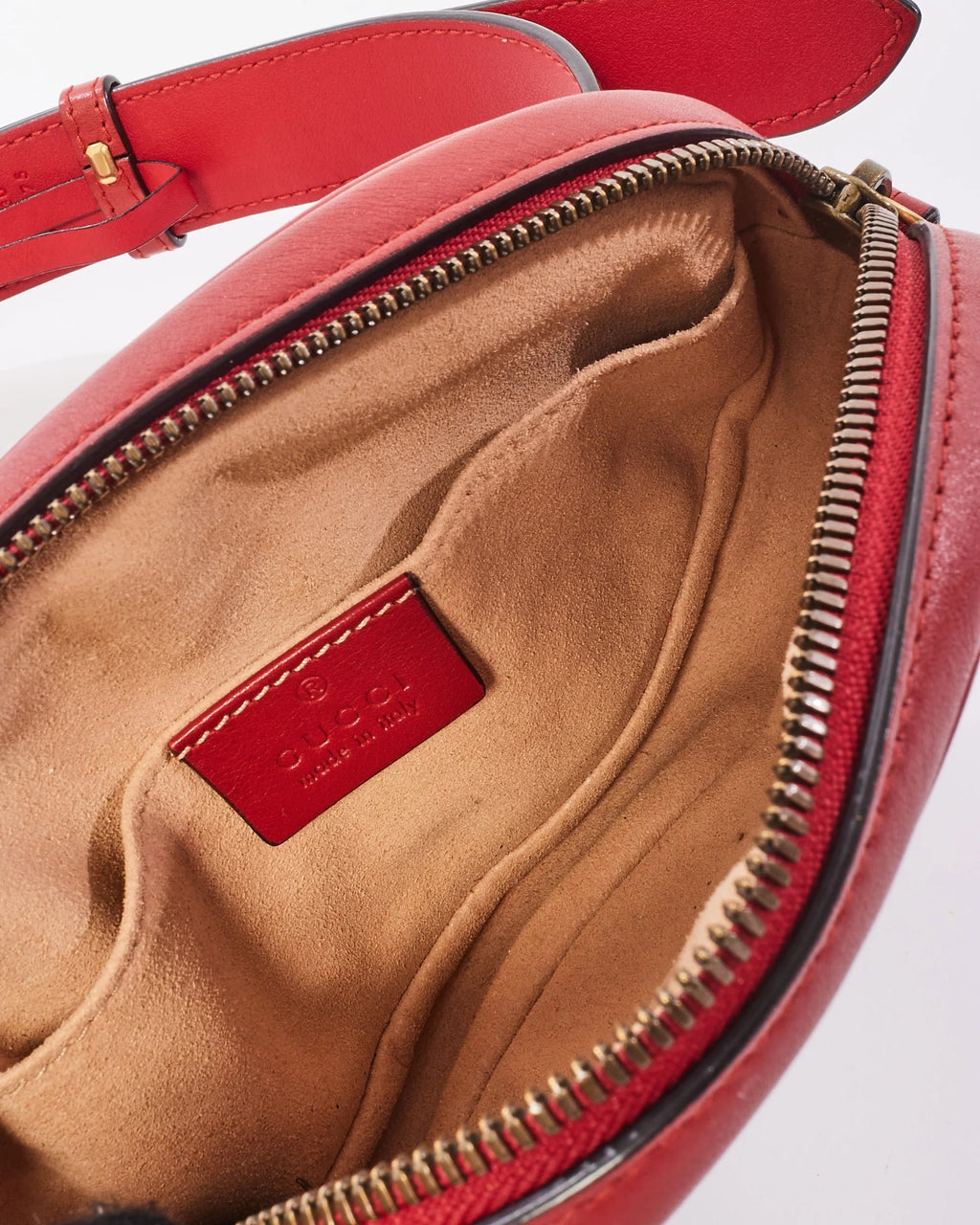 GUCCI GG MARMONT MATELASSE CALFSKIN LEATHER BELT BAG