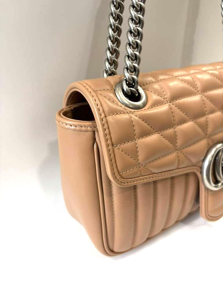 GUCCI GG MARMONT MATELASSE ARIA CALFSKIN LEATHER SMALL CROSSBODY