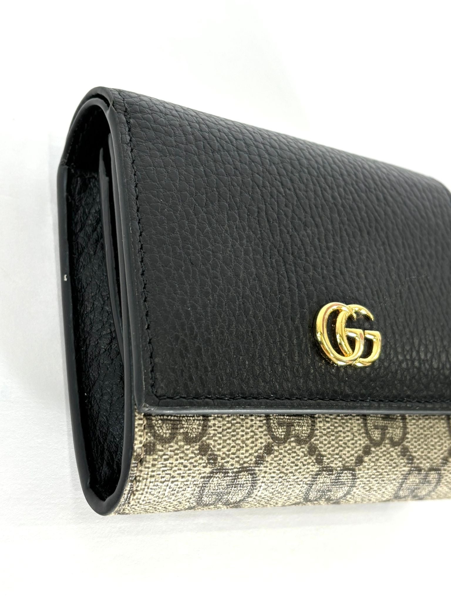 GUCCI GG MARMONT MEDIUM BI-FILD WALLET