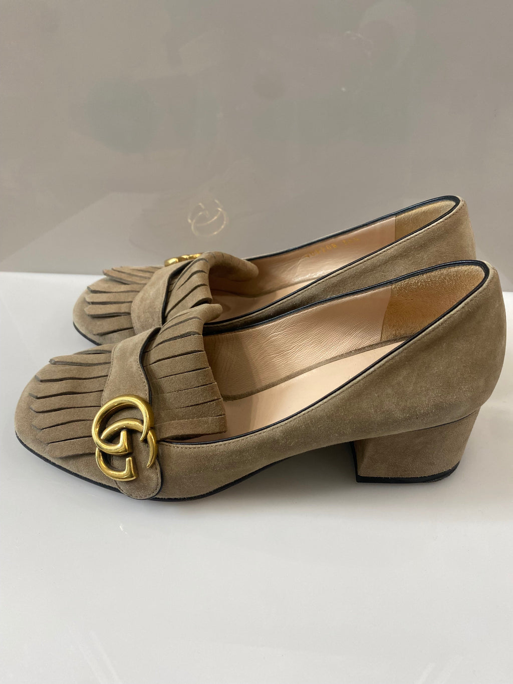 GUCCI GG MARMONT MID HEEL PUMPS