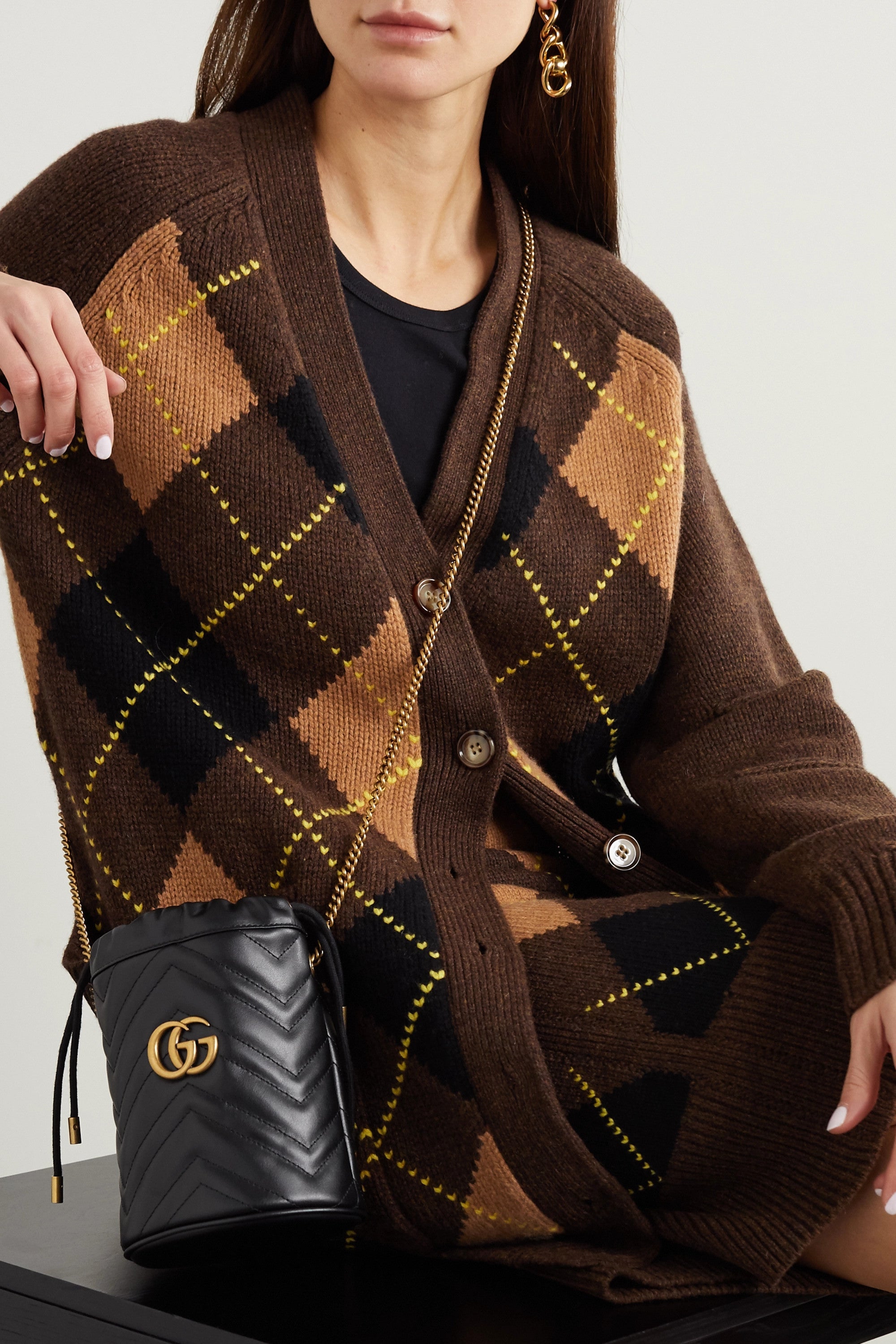 GUCCI GG MARMONT MINI BUCKET BAG