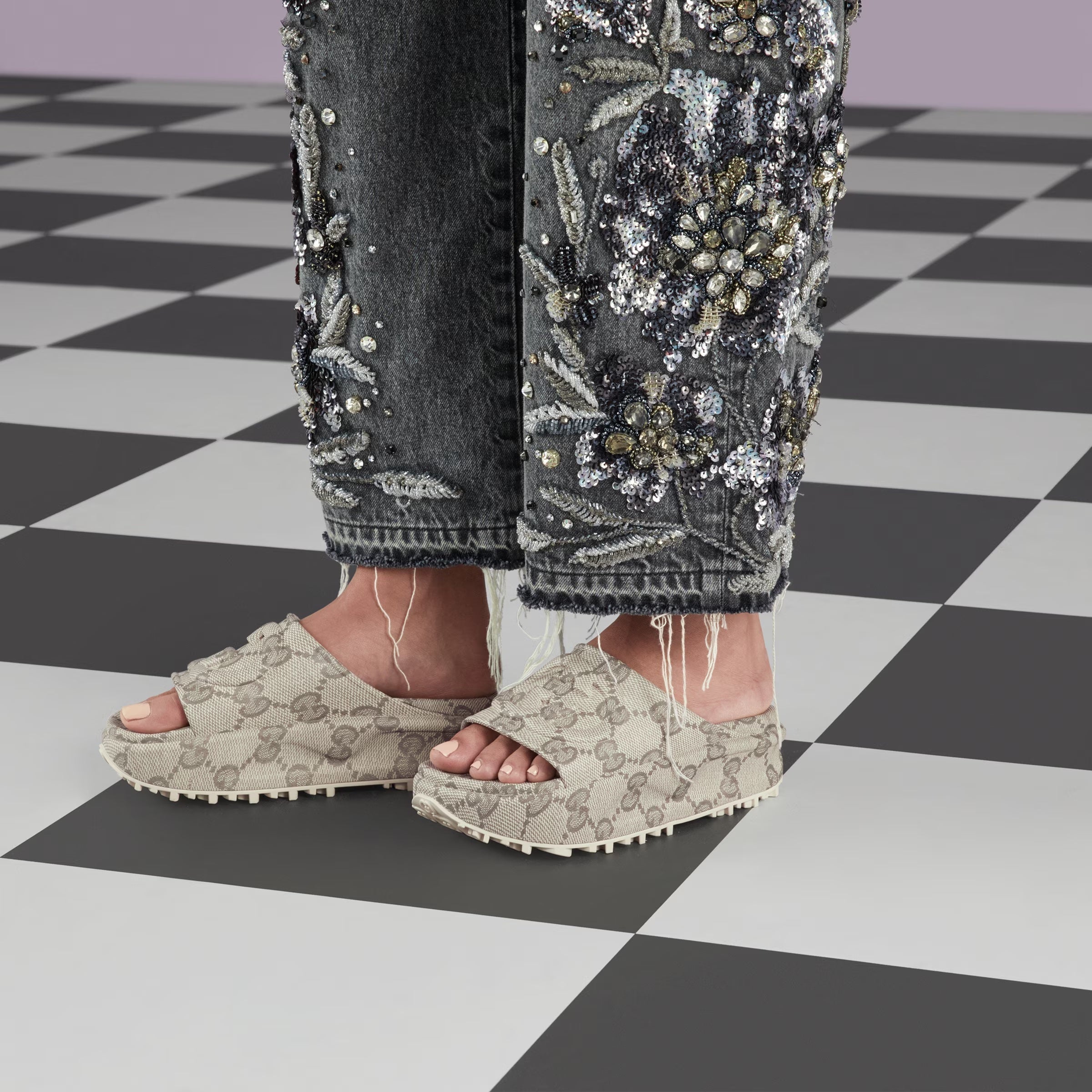 GUCCI GG MONOGRAM MIAMI PLATFORM SLIDES
