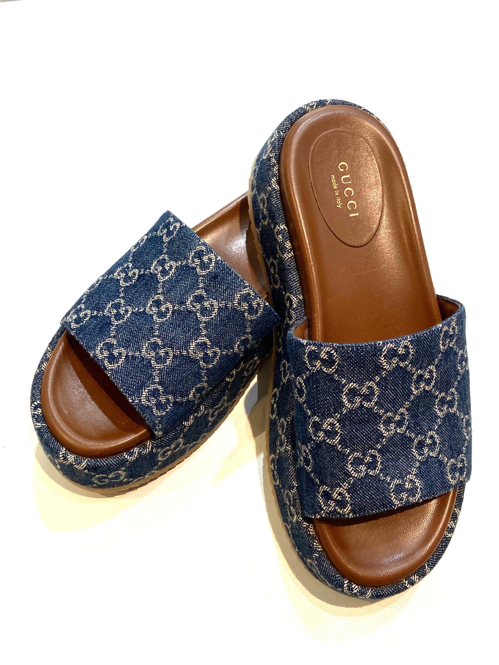 GUCCI GG SUPREME DENIM MONOGRAM ANGELINA PLATFORM MULES