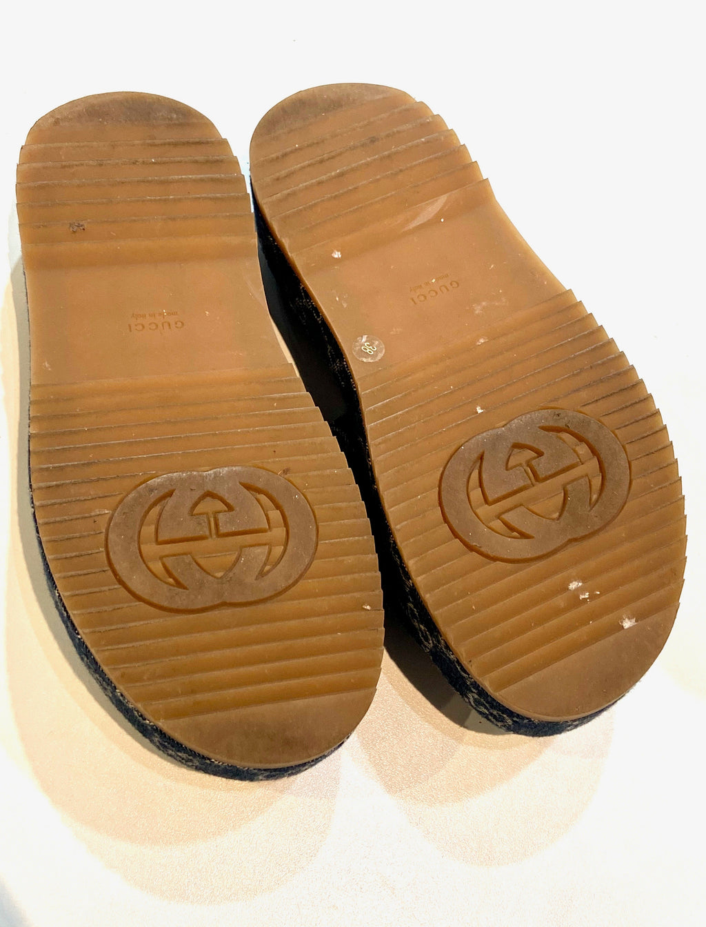 GUCCI GG SUPREME DENIM MONOGRAM ANGELINA PLATFORM MULES