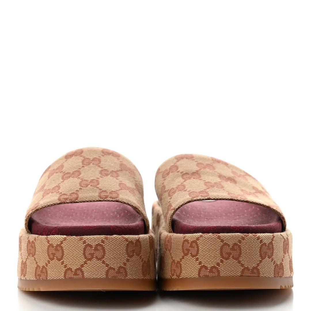GUCCI GG SUPREME ANGELINA PLATFORM SLIDE SANDALS