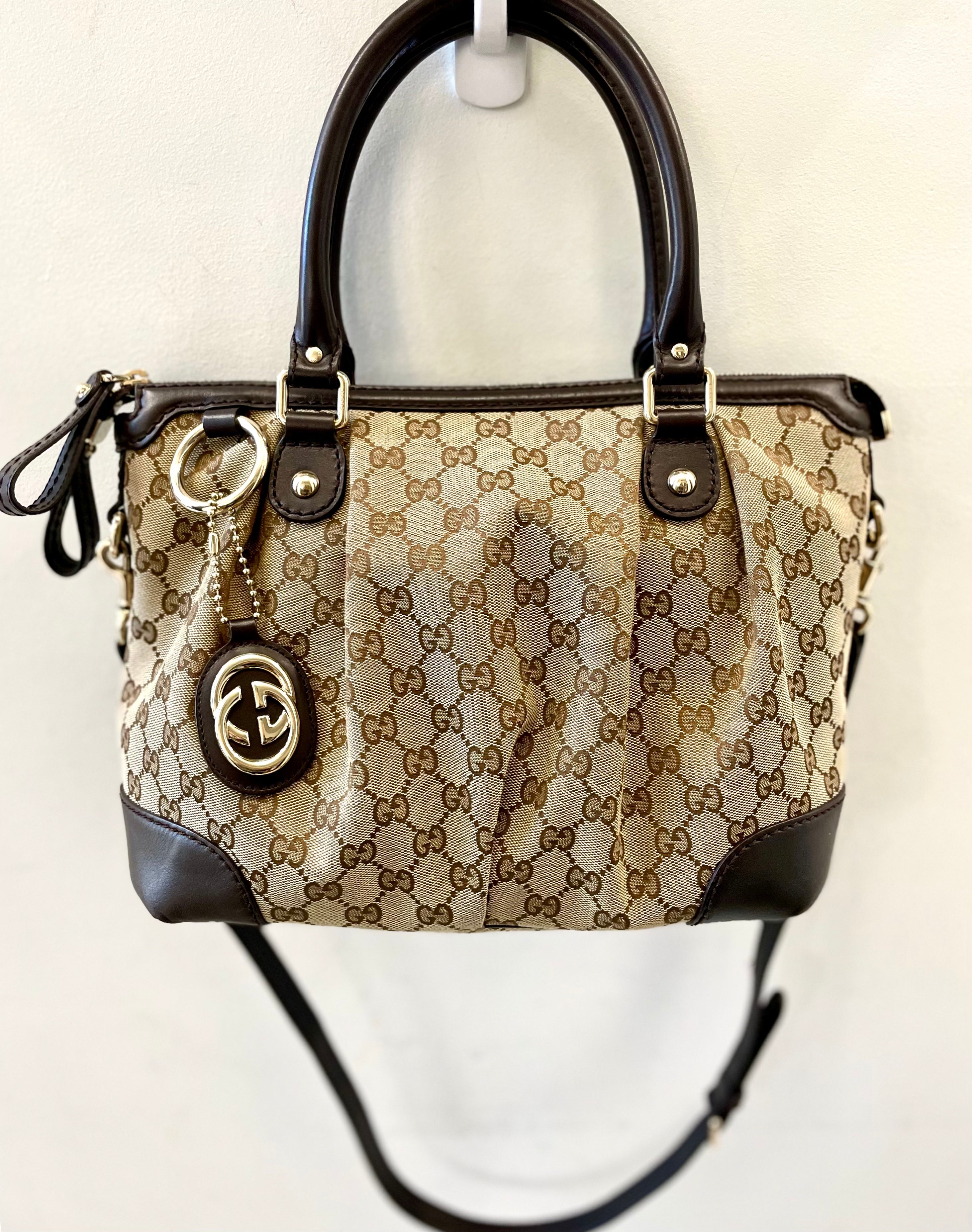 GUCCI SUKEY ORIGINAL GG TOP HANDLE BAG