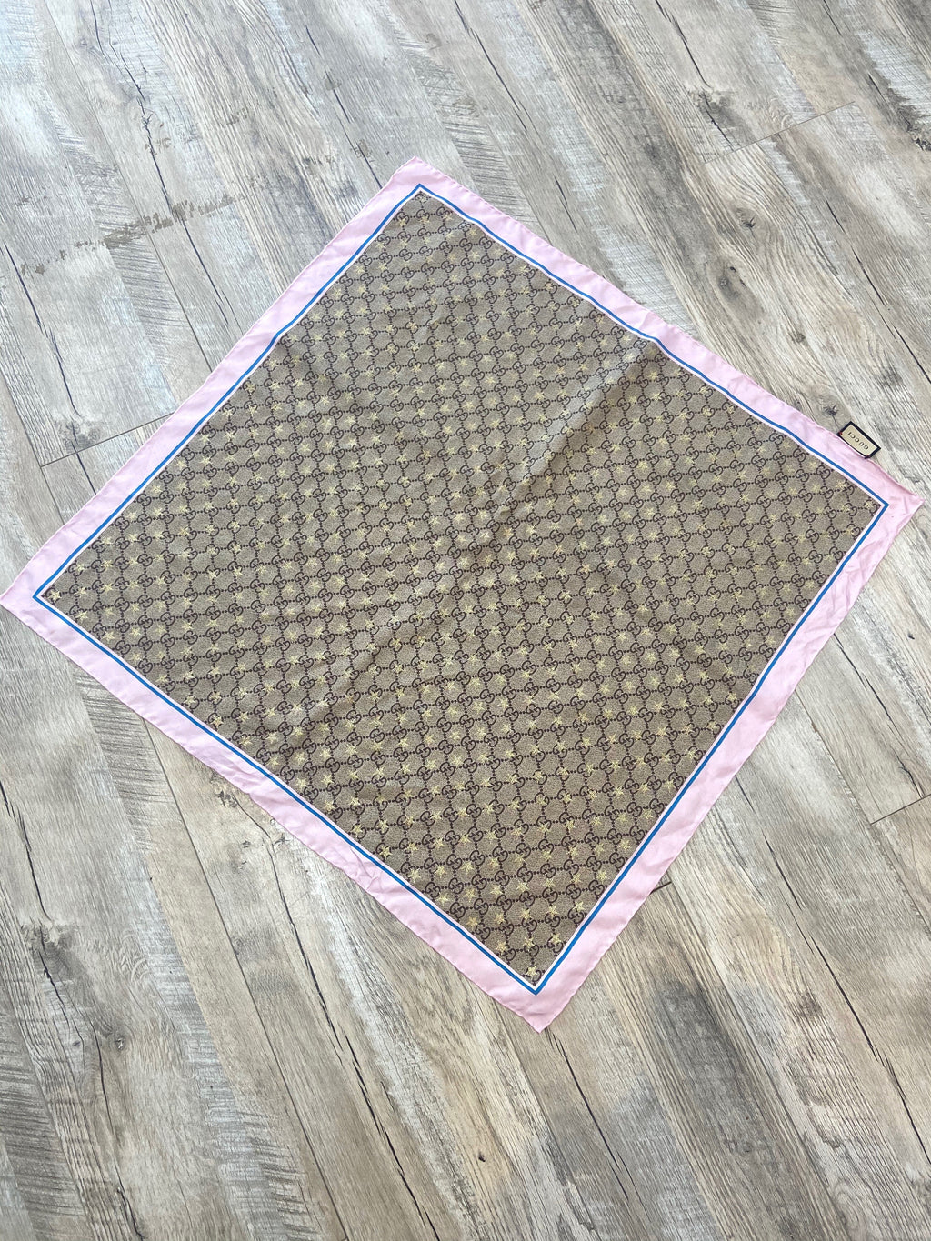 GUCCI GG STAR SILK SCARF