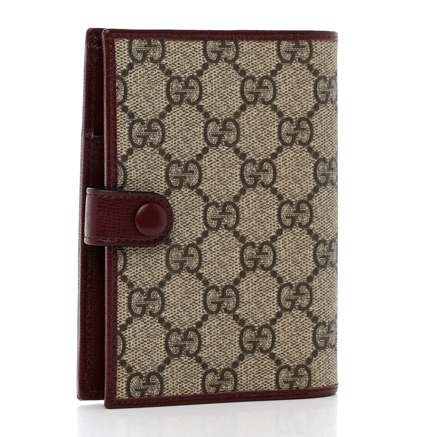 GUCCI GG SUPREME INTERLOCKING G PASSPORT COVER