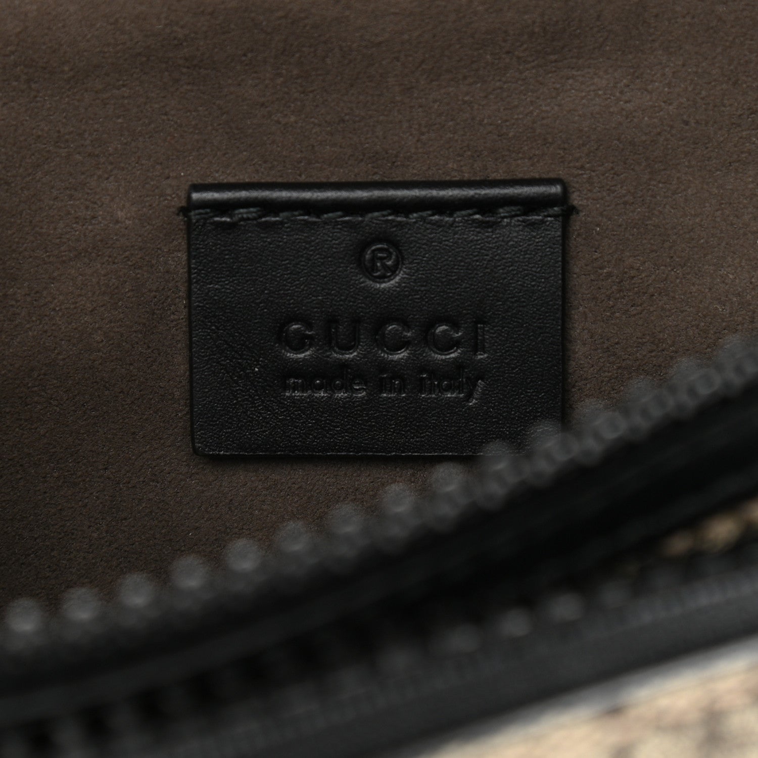 GUCCI GG SUPREME MONOGRAM BELT BAG