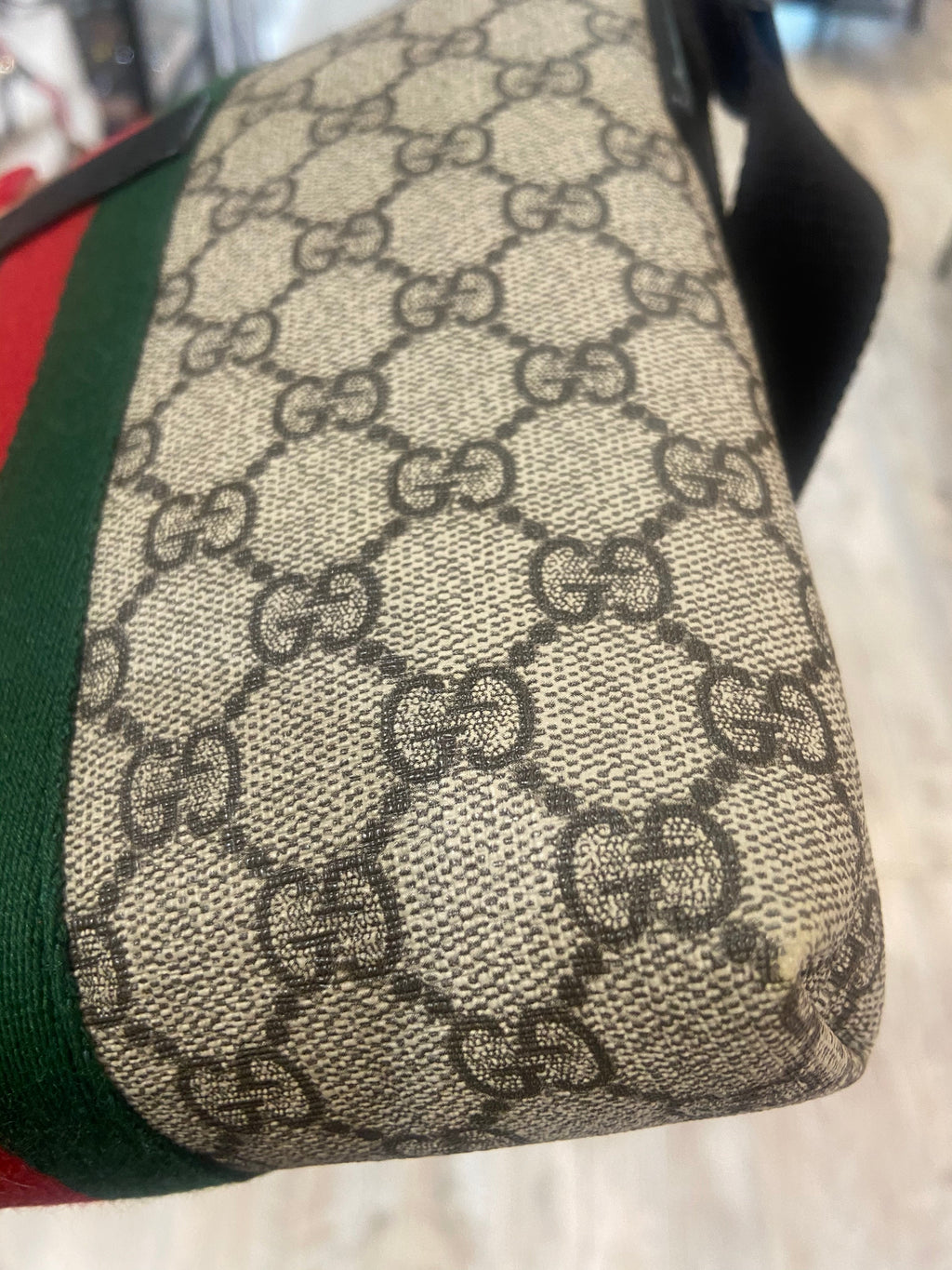 GUCCI GG SUPREME MONOGRAM WEB MESSENGER BAG